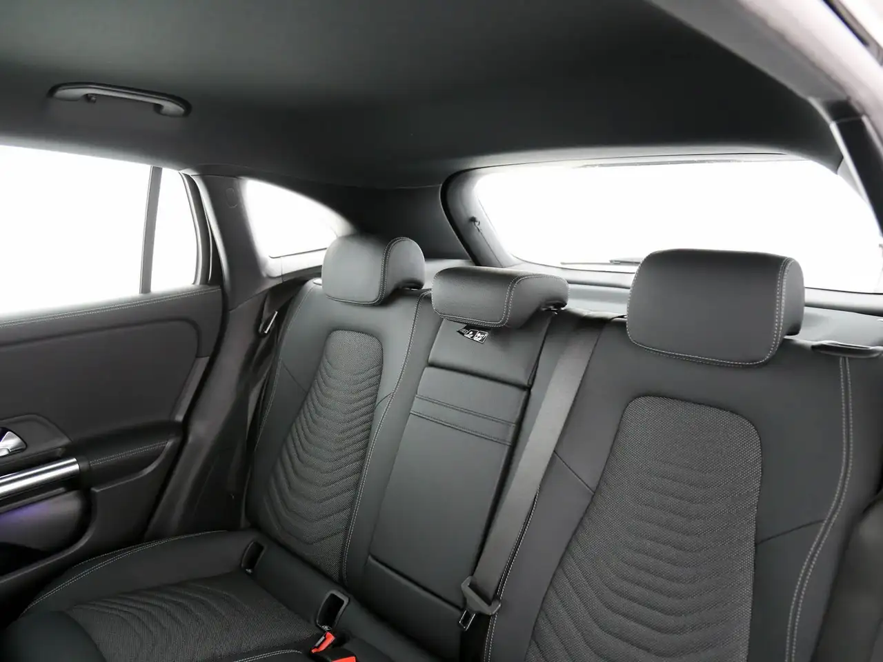 Mercedes-Benz EQA 250+ Progressive, миниатюра 11