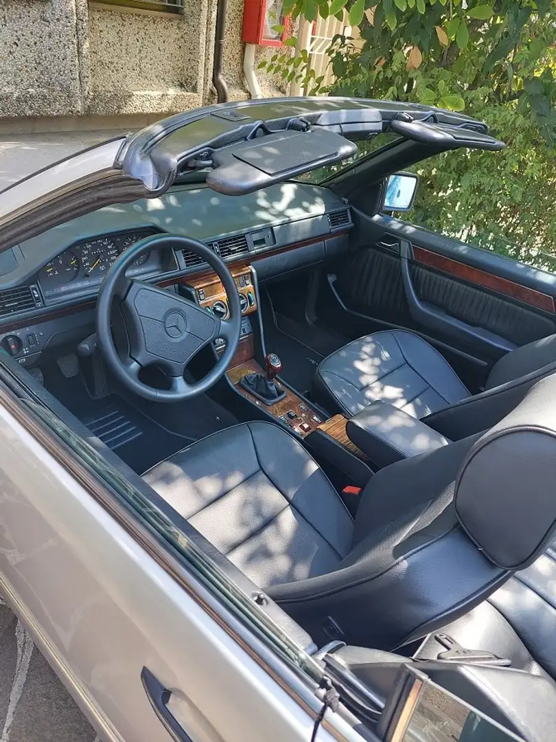 Mercedes-Benz E 200 E Cabrio 200 Argento - 2