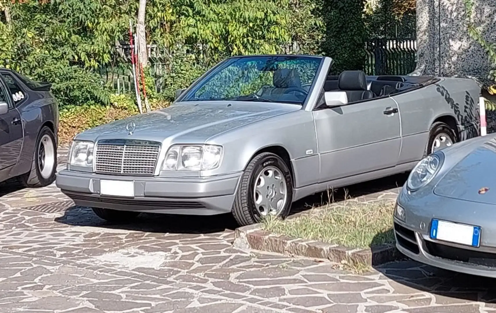 Mercedes-Benz E 200 E Cabrio 200 Argento - 1