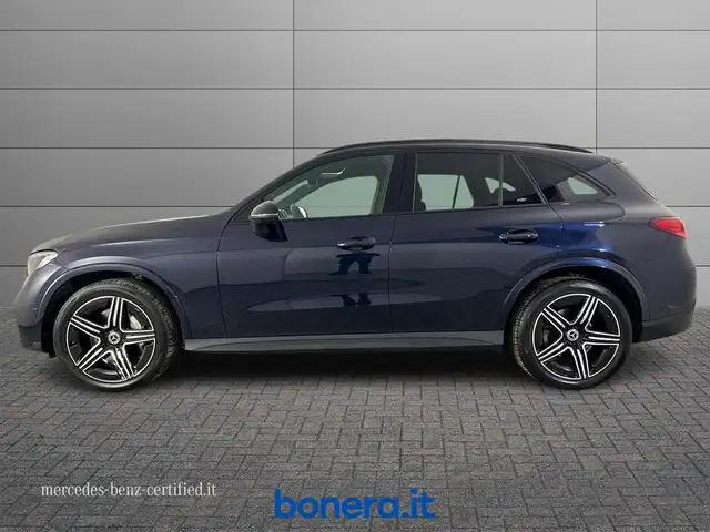Mercedes-Benz GLC view 7