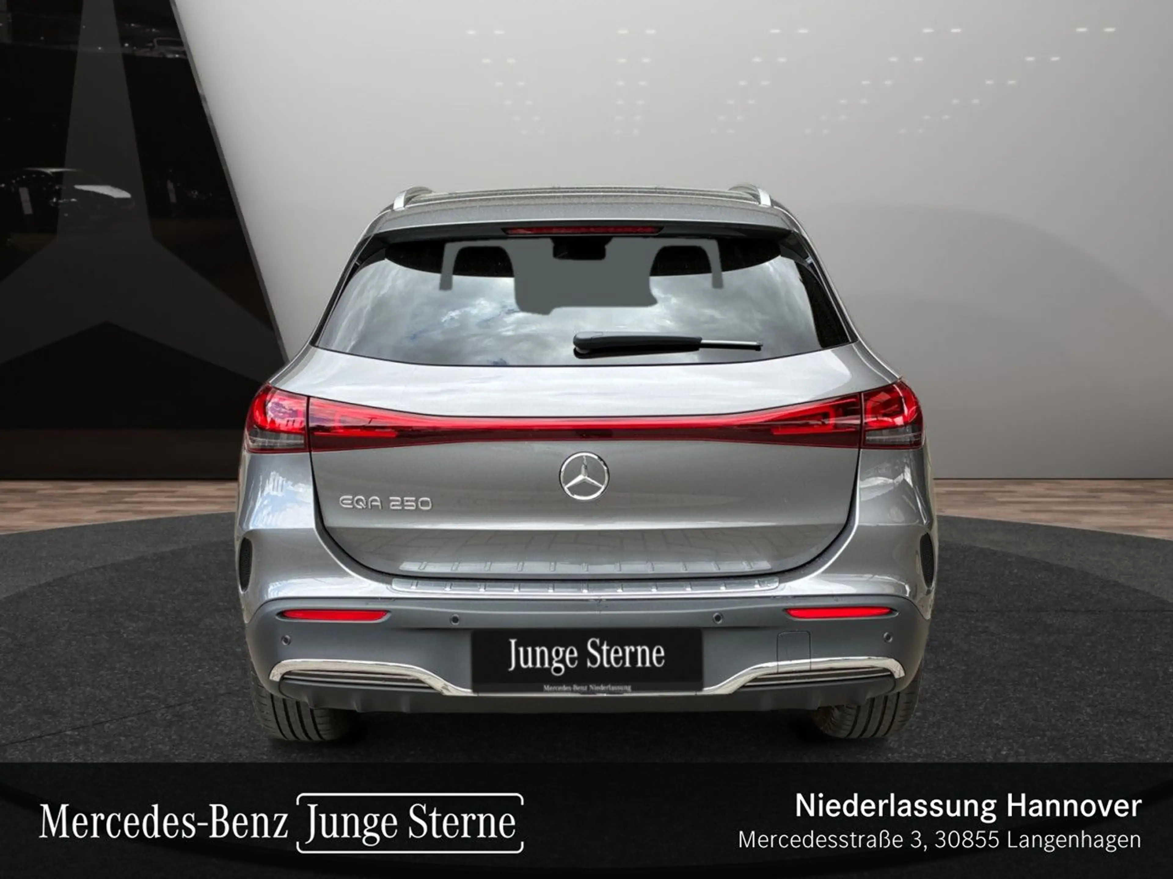 Mercedes-Benz EQA 250 AMG+PLUS-PAKET+PANO+360+MEMORY+KEYLESS — photo 9