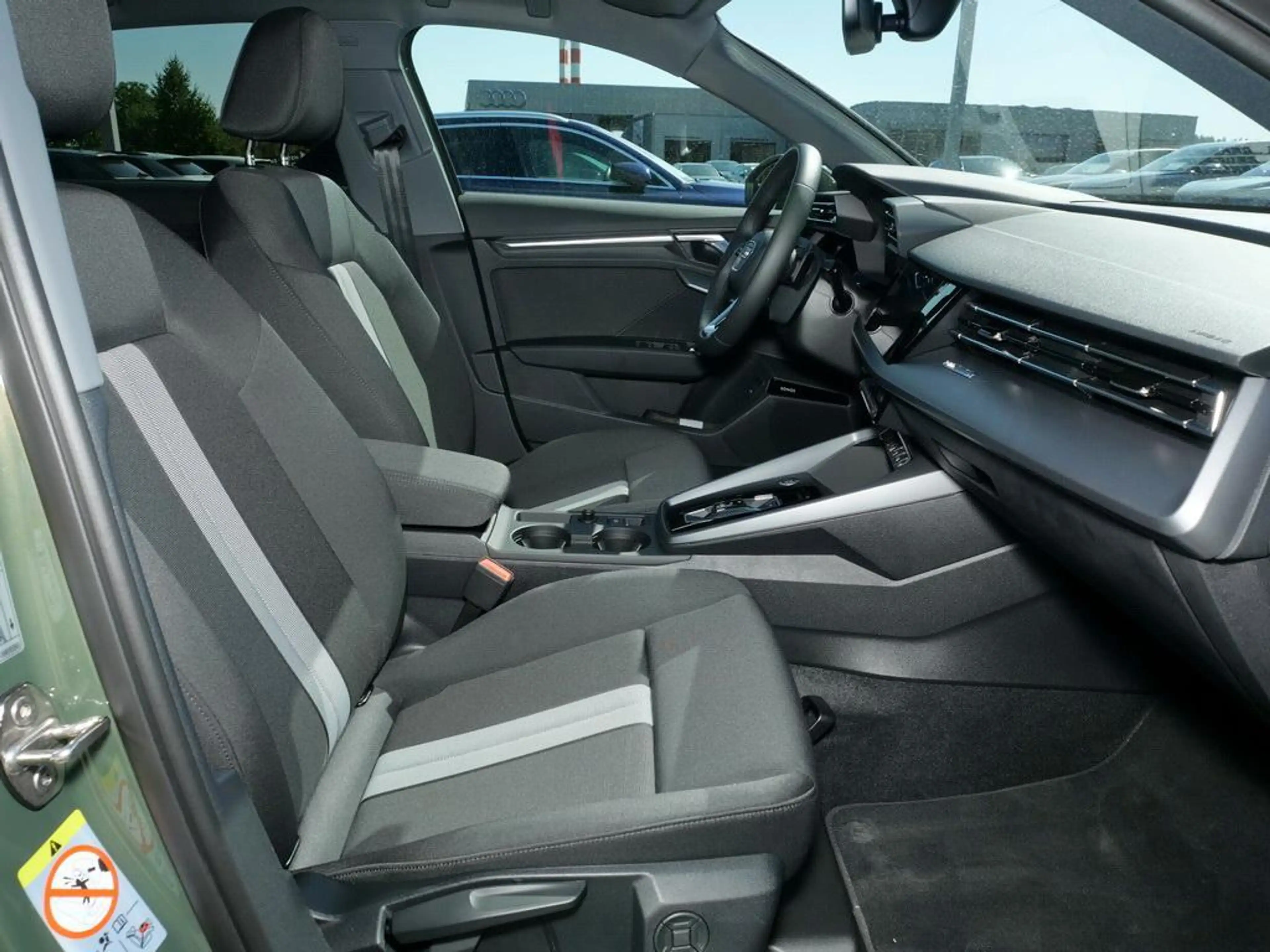 Audi A3 Advanced 30 TFSI S-tronic +HUD+SONO — photo 4