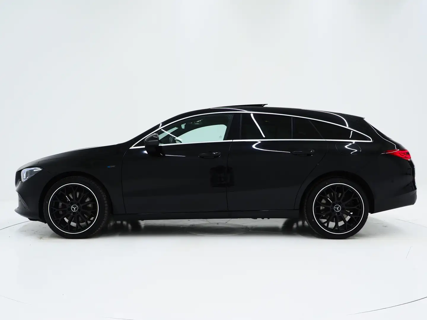 Mercedes-Benz CLA 250 Shooting Brake 250e Panamericana | Panoramadak | S Zwart - 2