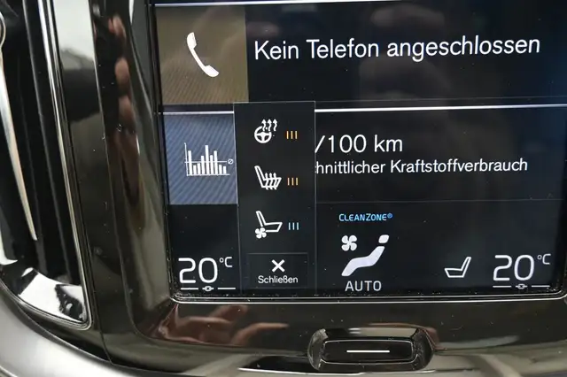 Volvo XC60 view 22