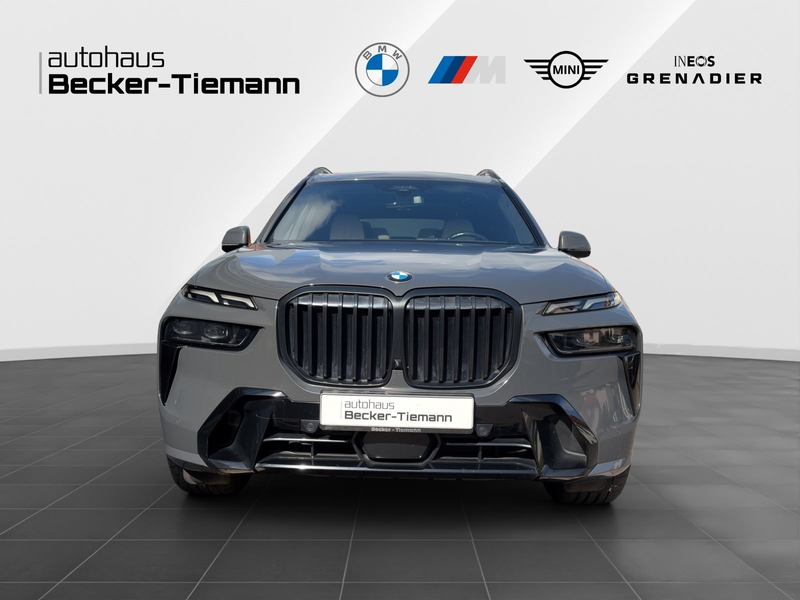 BMW X7 xDrive40d LCI| M Sport Pro| Sky Lounge| DriAssPro| — photo 2