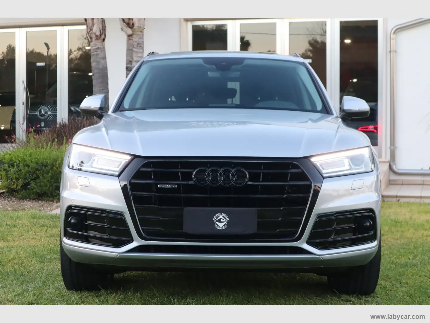 Audi Q5 35 TDI quattro S tronic Sport Identity Black Grigio - 2
