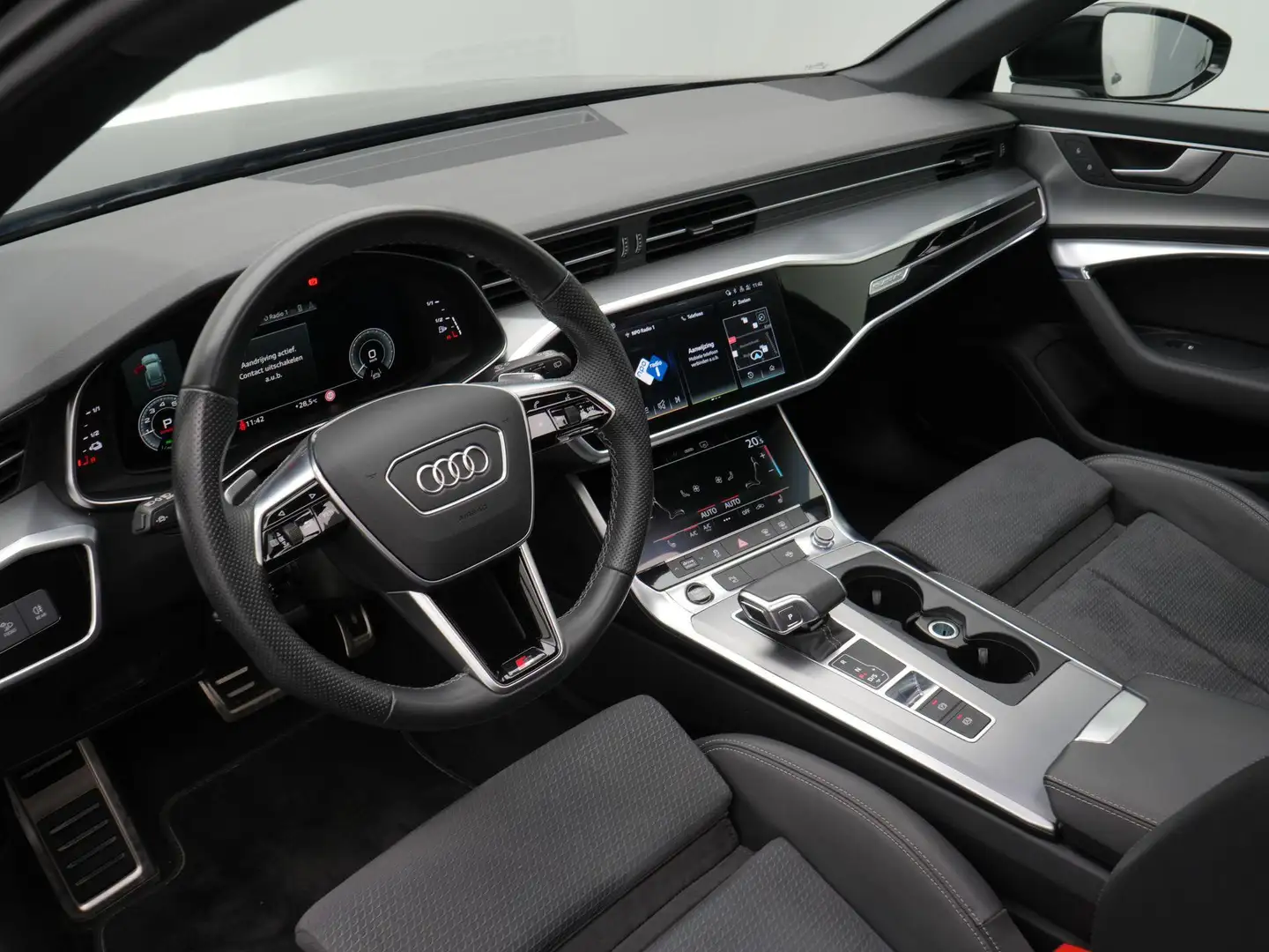 Audi A6 Avant 55 TFSI e 367 pk Competition / S-Line | Pano Gris - 2