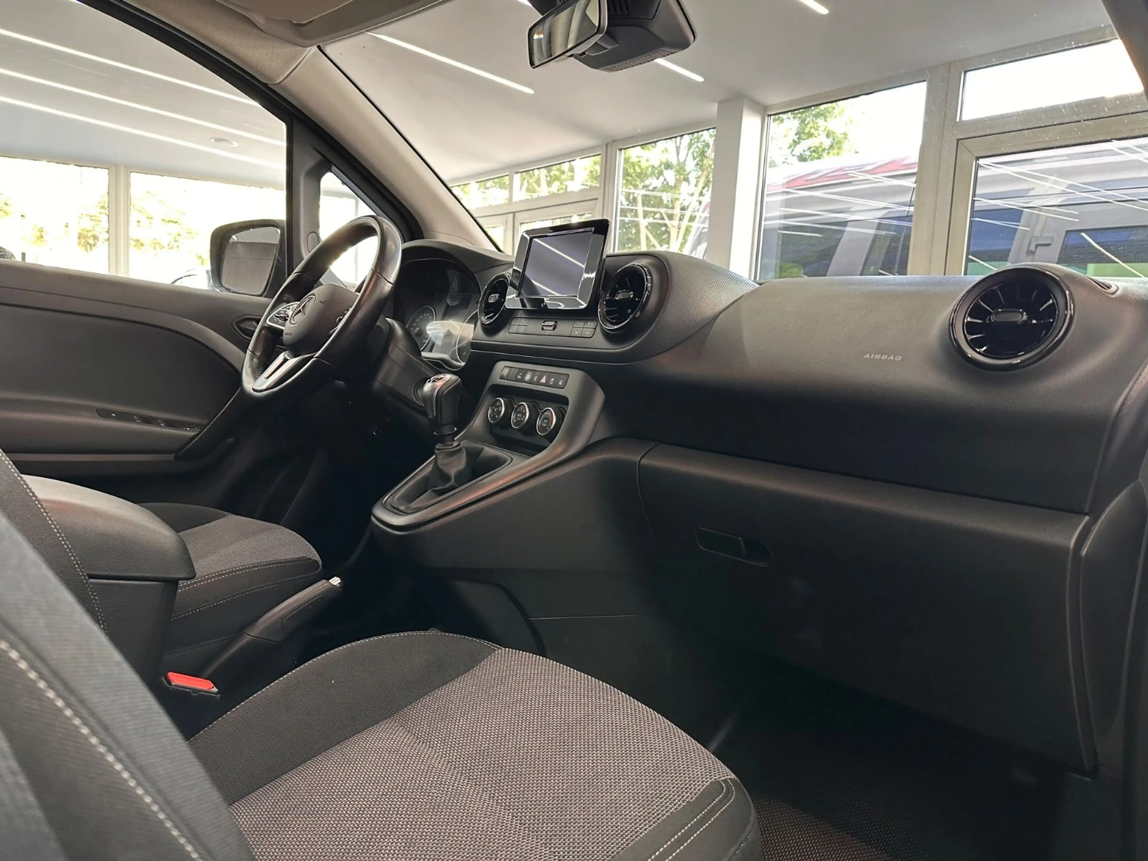 Mercedes-Benz Citan 110 CDI Tourer*MBUX*SHZ*Kamera*Totwinkel* — photo 8