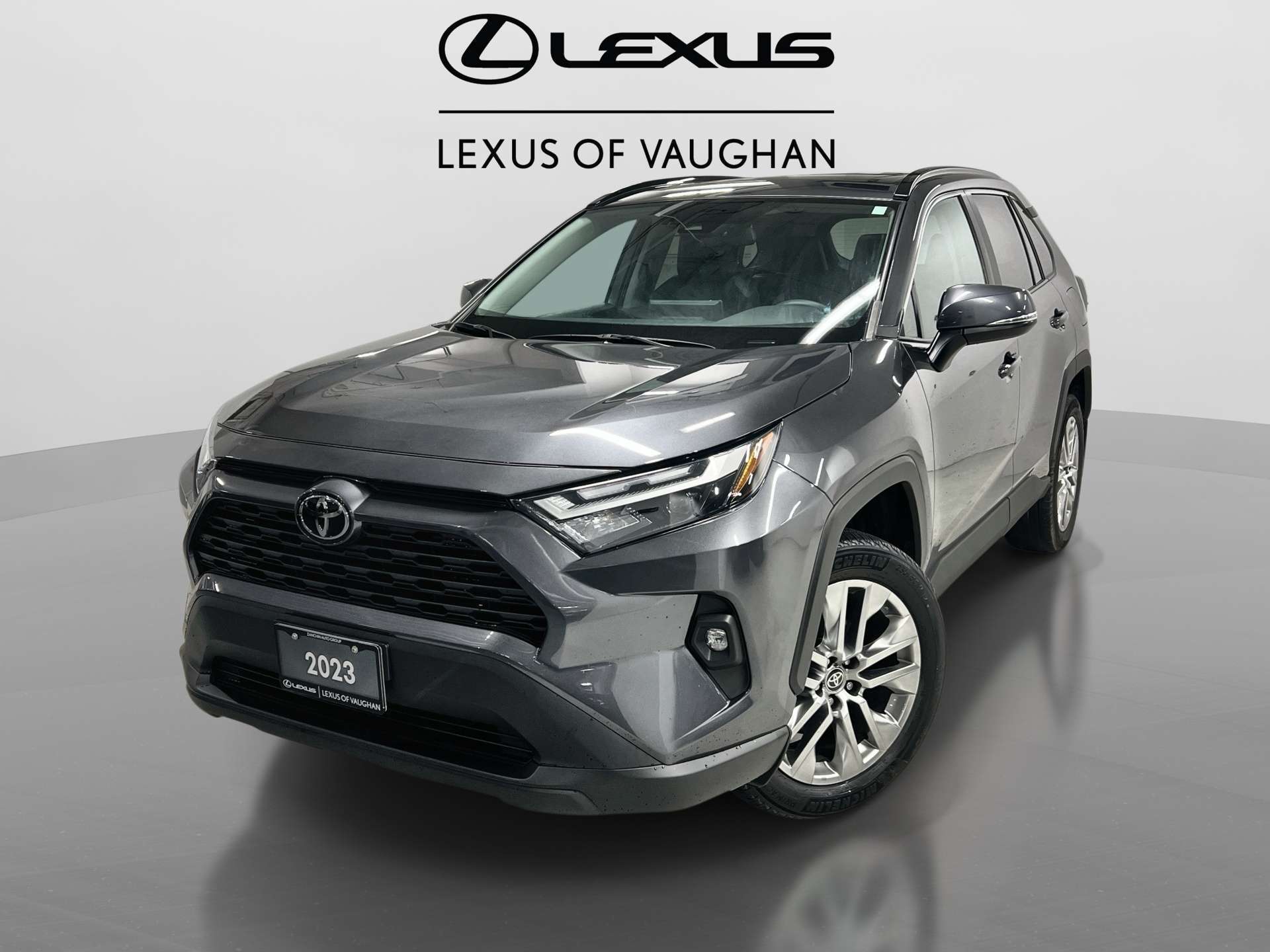 2023 Toyota RAV4 | AWD | GREAT ON GAS |