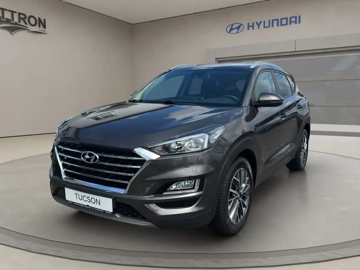 Hyundai TUCSON Advantage 2WD Gris - 2