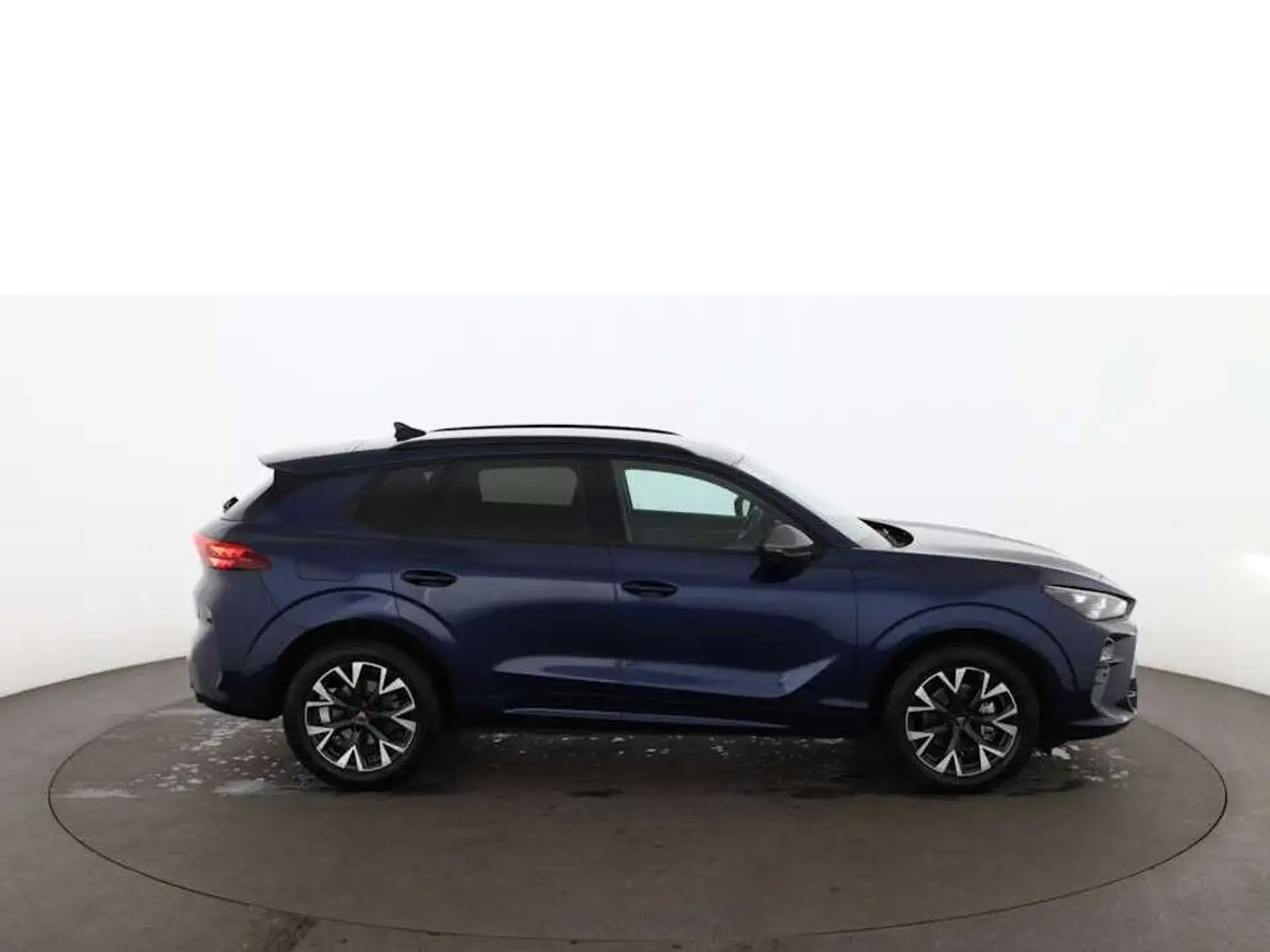 CUPRA Terramar 1.5 eTSI Aut LED 360-CAM HEAD-UP RADAR Blau - 2