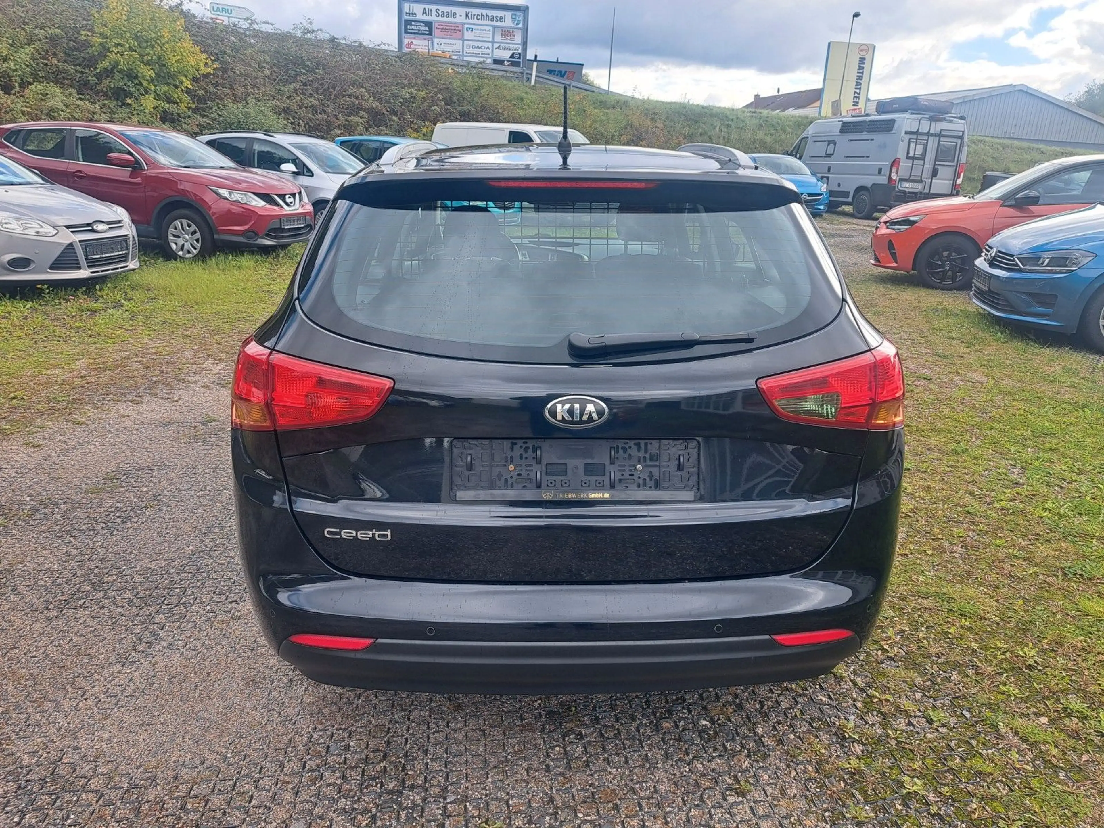 Kia Ceed SW / cee'd SW Klima Scheckheft TÜV 04/2028 — photo 8