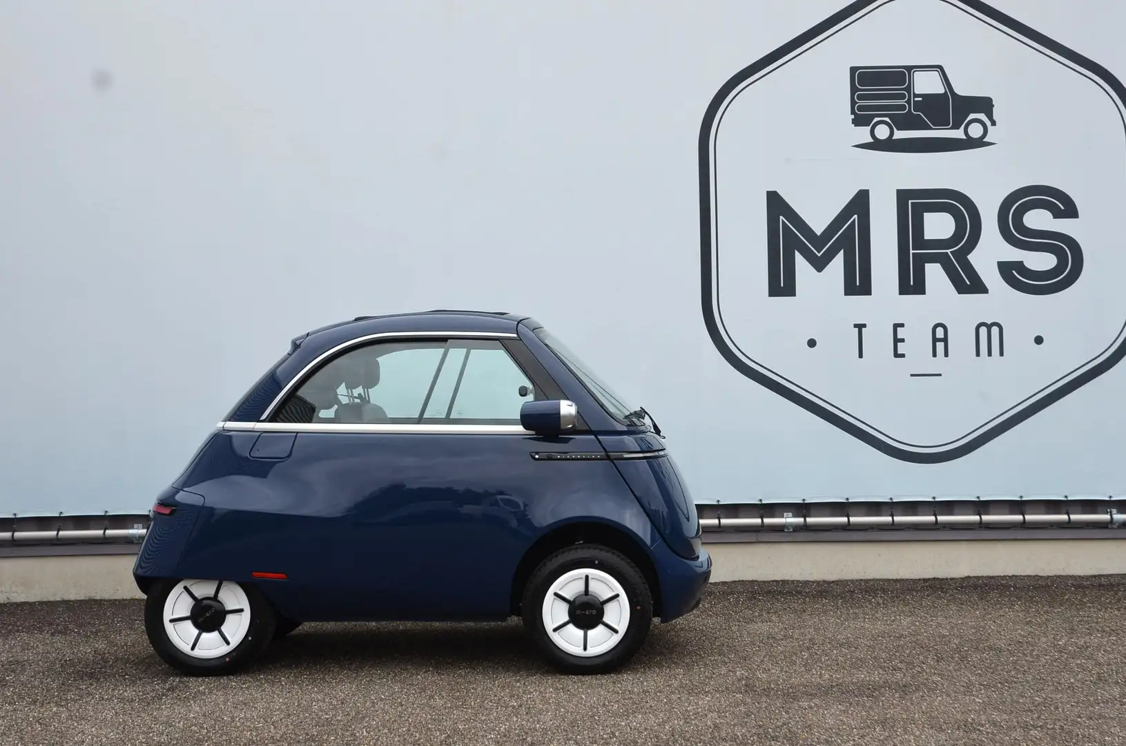 Micro Microlino - Pioneer Edition- 1000km- 10.5kW- 2024- 10500+BTW Azul - 1