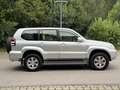 Toyota Land Cruiser 3.0 D-4D | NUR 169.000 KM | TÜV NEU | 8 Sitzer Silber - thumbnail 4