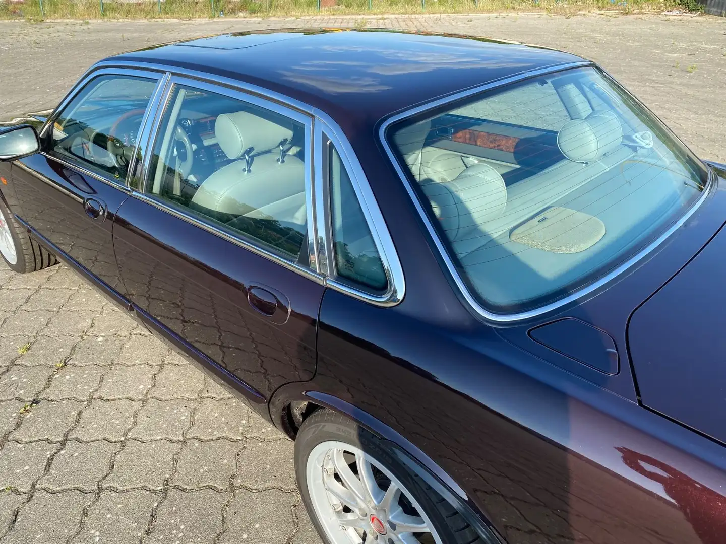 Jaguar XJ X300 2.Hand 4,0 nur 118Tkm Violett - 2