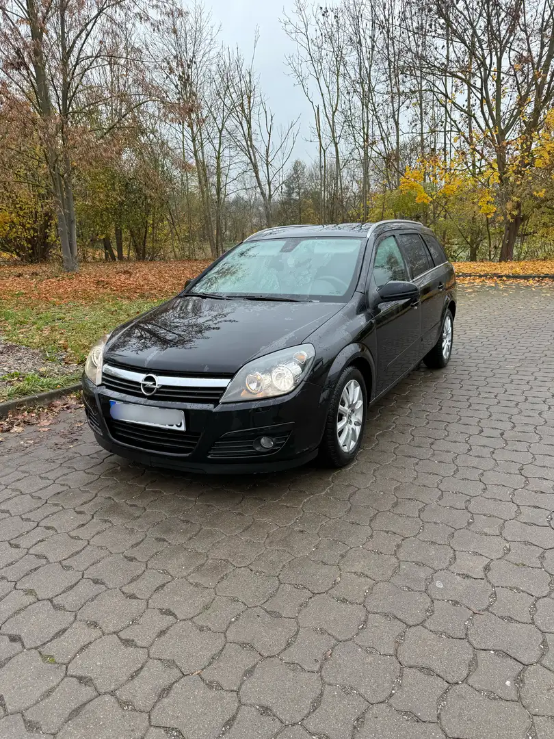 Opel Astra Cosmo Schwarz - 2