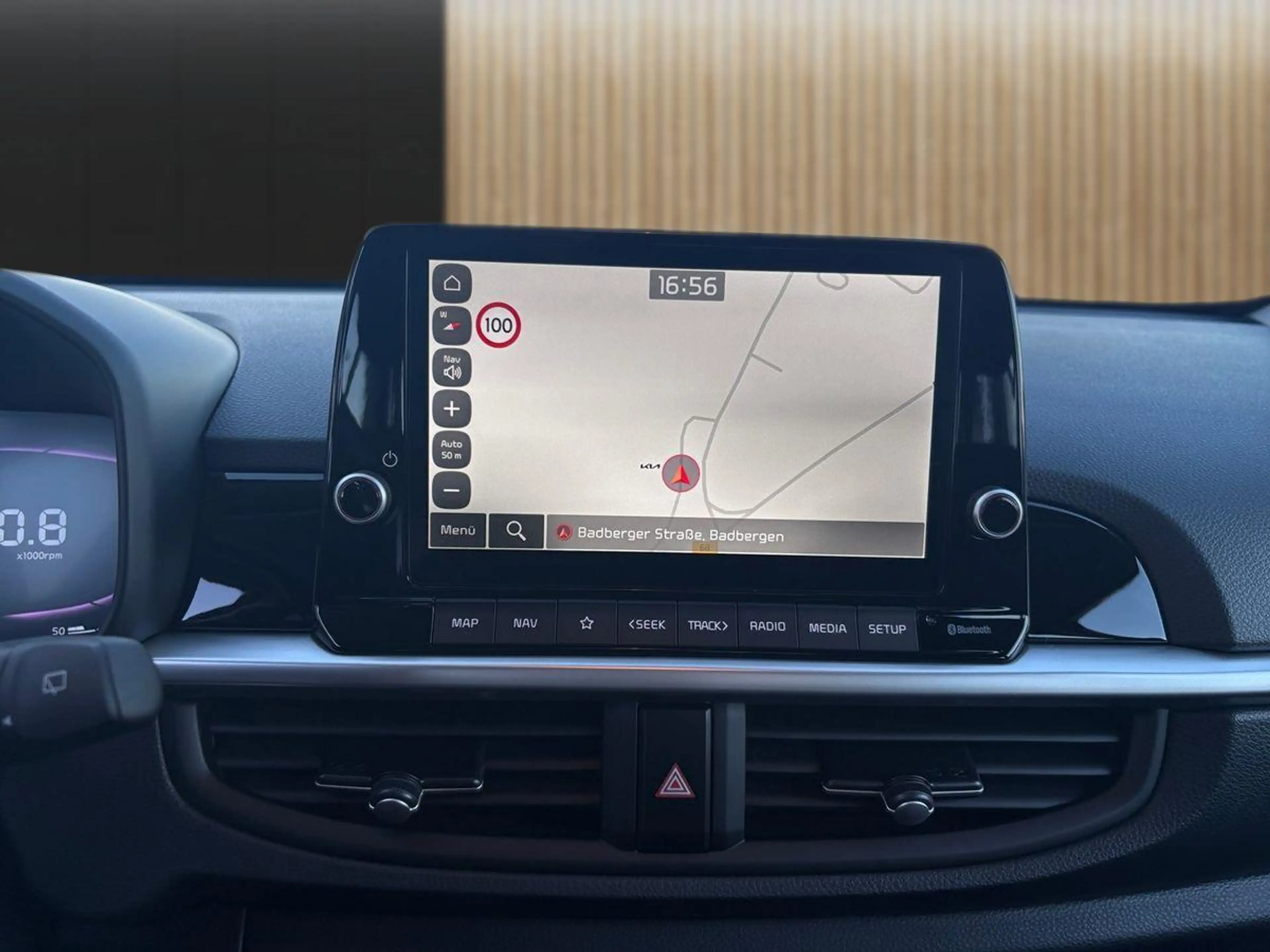 Kia Picanto 1.0 AMT Vision Navigation, Kamera — photo 7