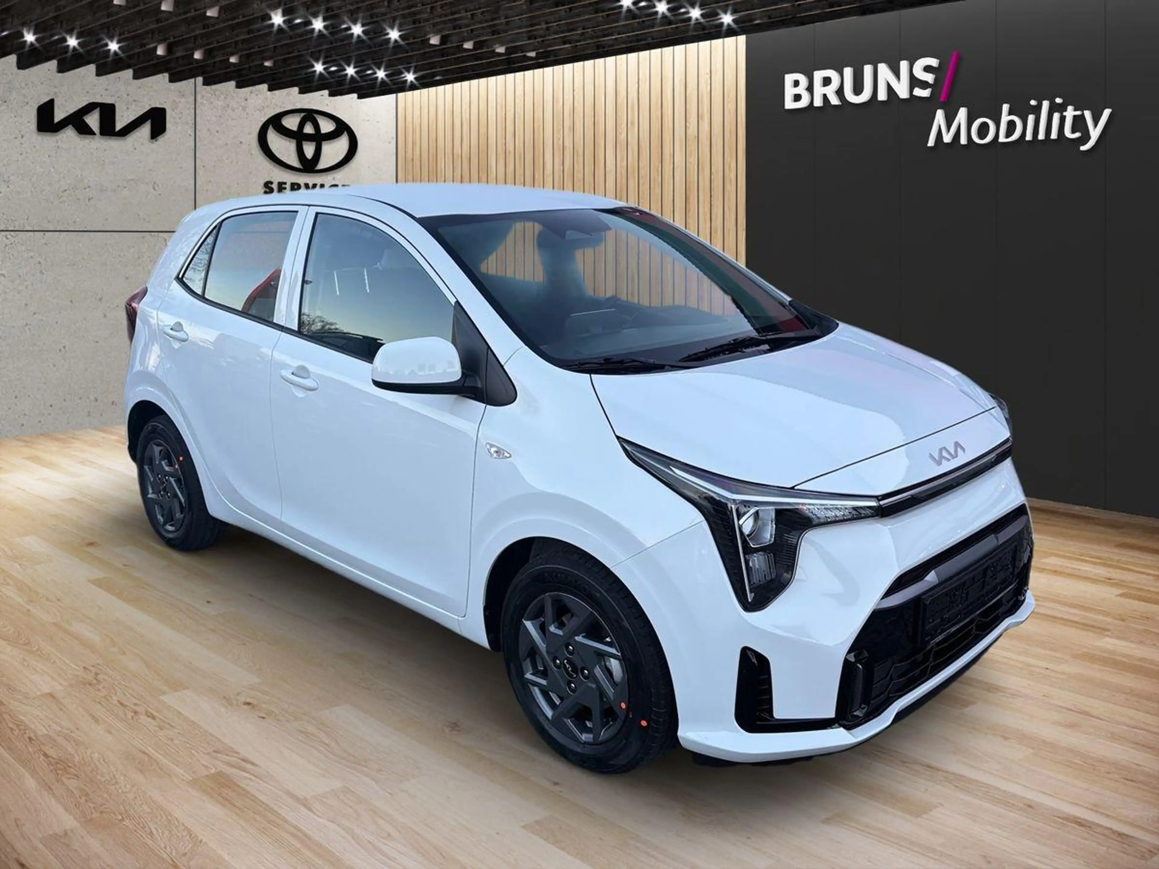 Kia Picanto 1.0 AMT Vision Navigation, Kamera — photo 3