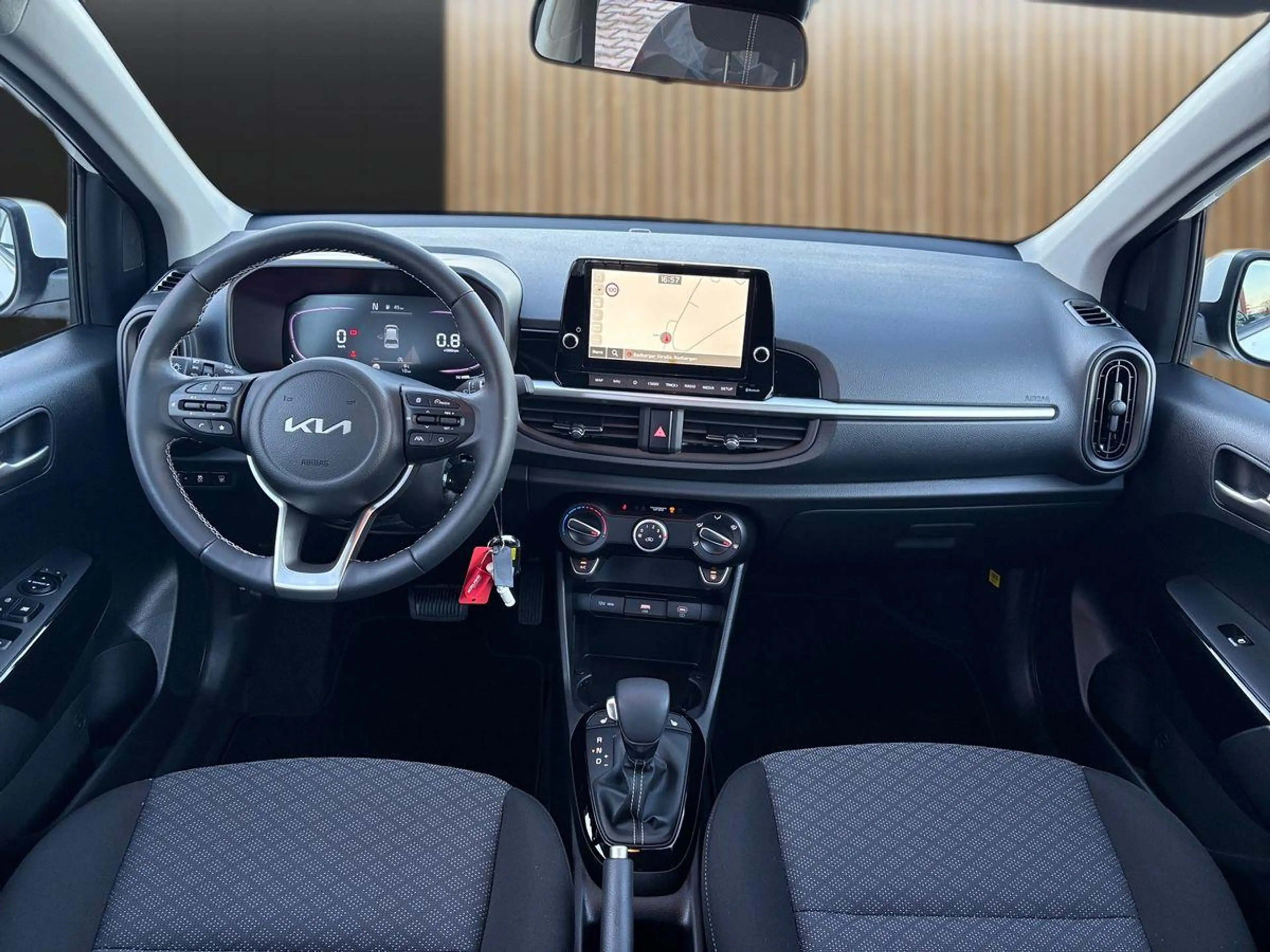 Kia Picanto 1.0 AMT Vision Navigation, Kamera — photo 8