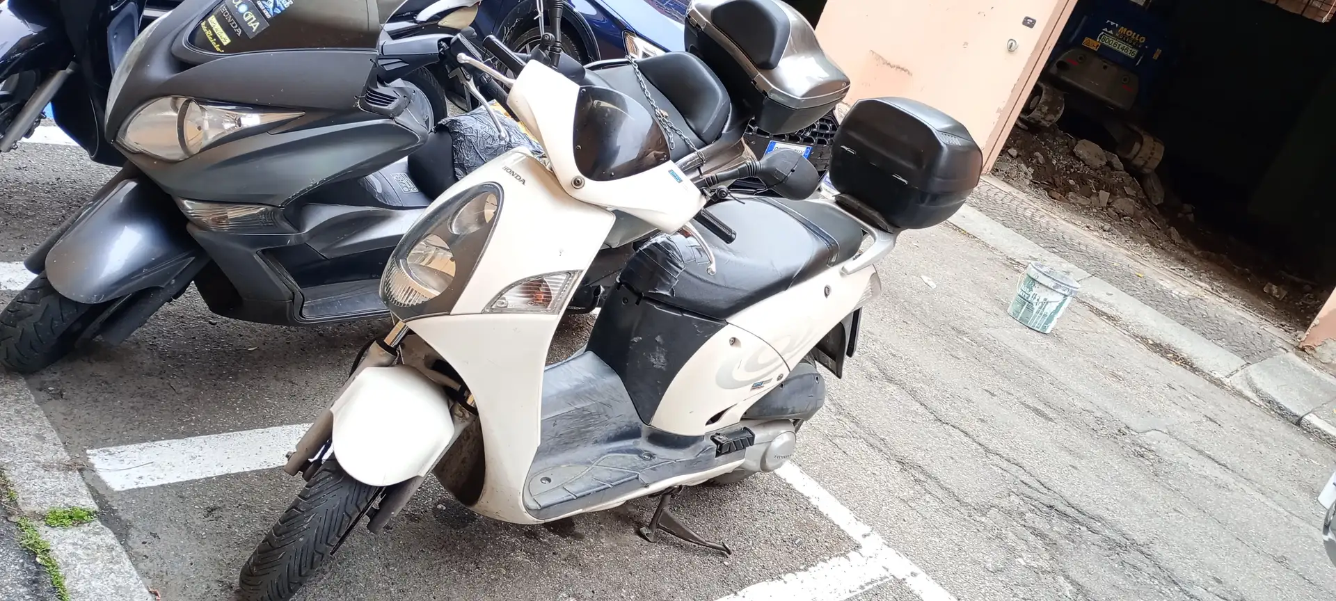 Honda SH 150 @ 150 Bílá - 2