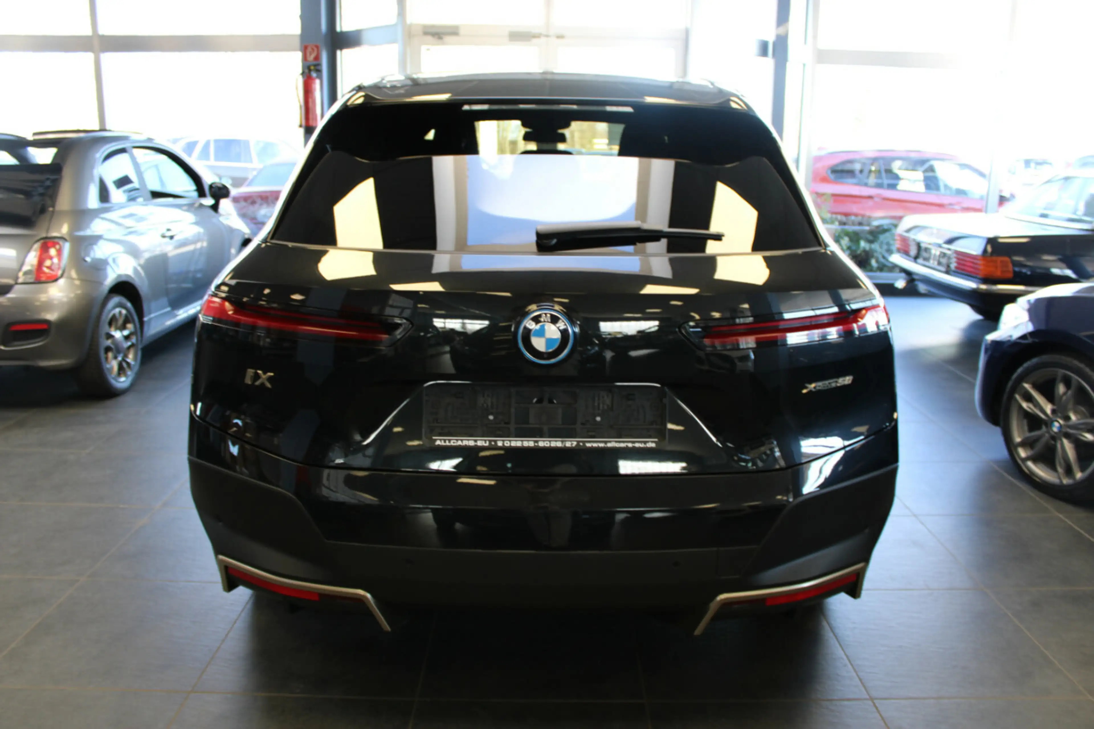 BMW iX xDrive50 — photo 5