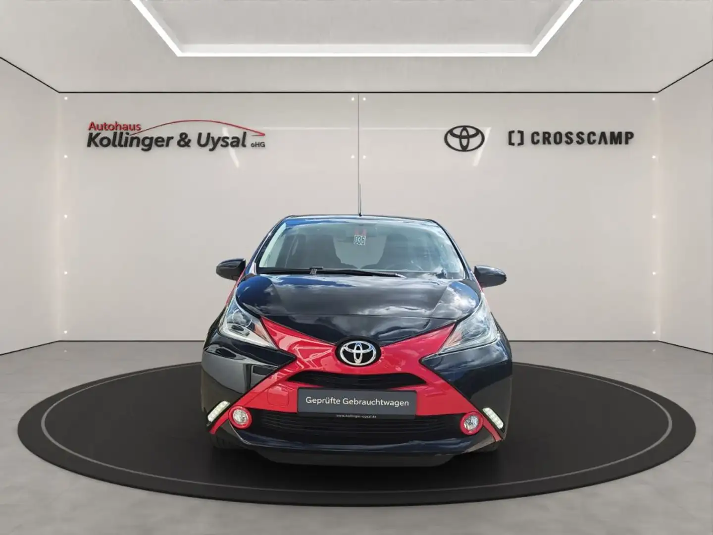 Toyota Aygo x-clusiv - 2