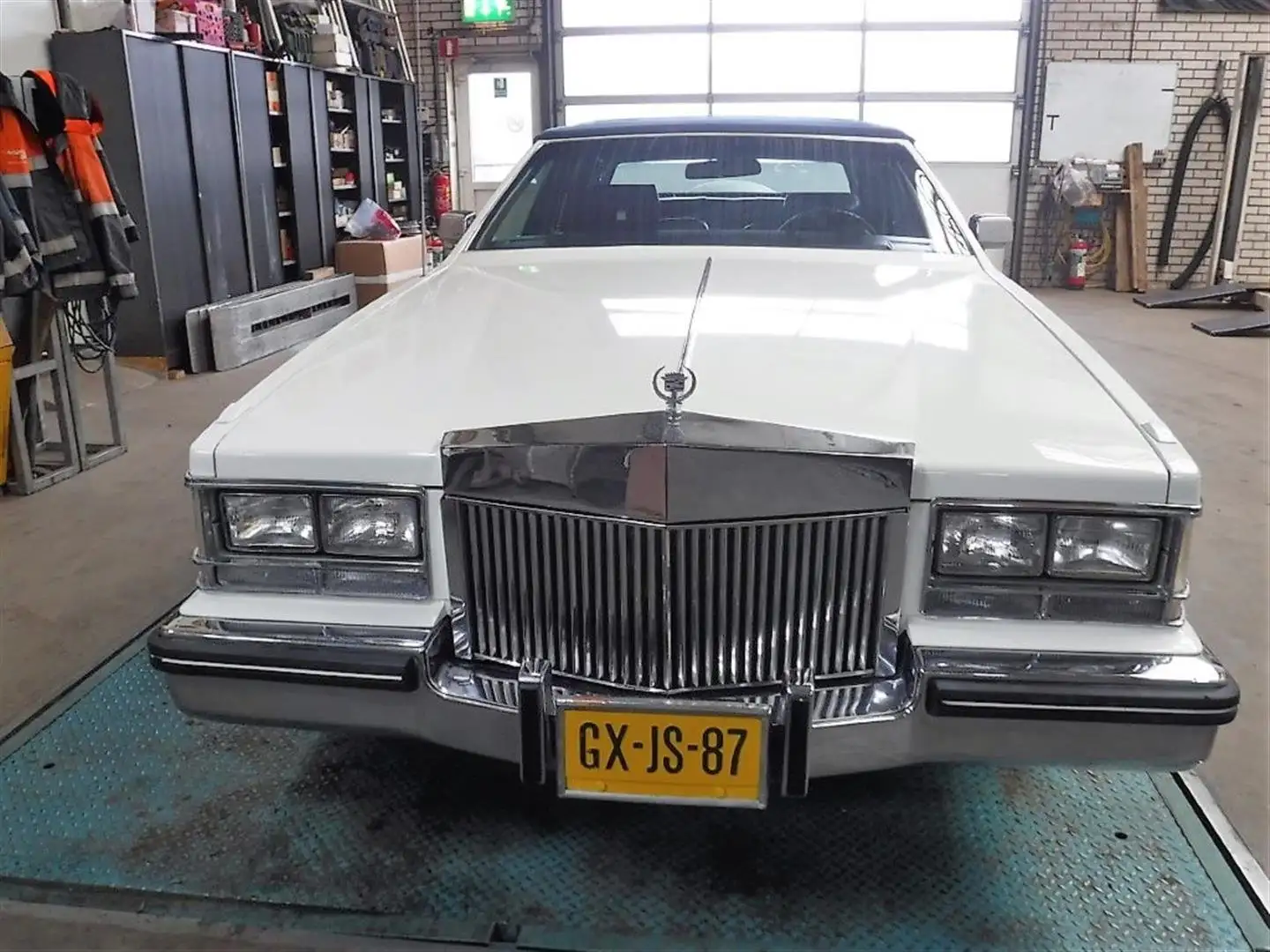 Cadillac Seville 4.1  V8 5.7Liter automaat Wit - 2