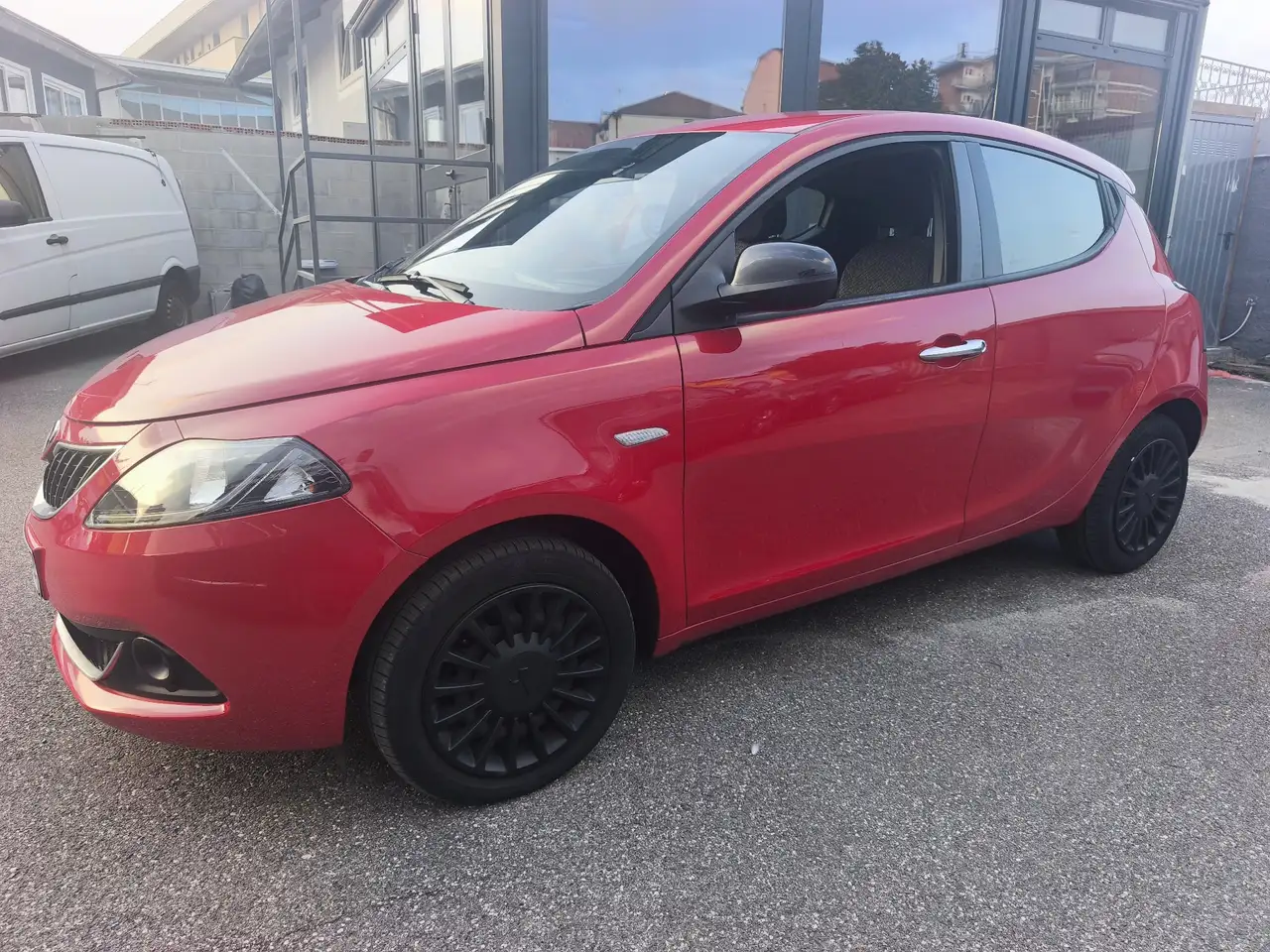 Lancia Ypsilon
