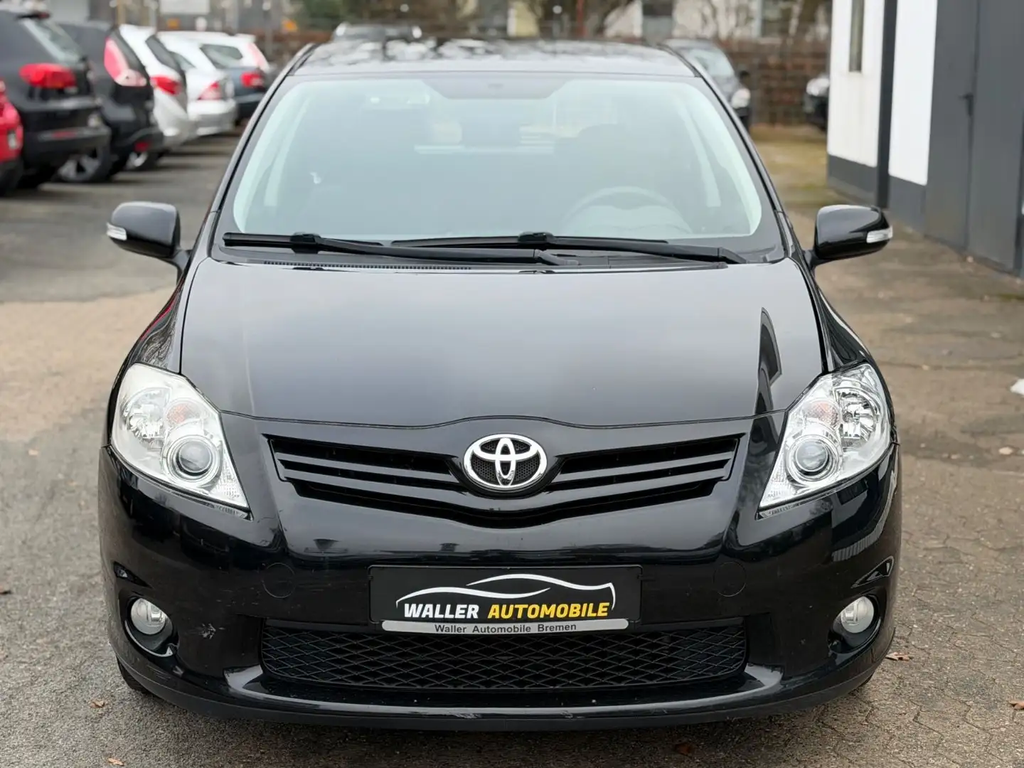 Toyota Auris 1.3 PDC / INSP NEU / EURO 5 Schwarz - 2