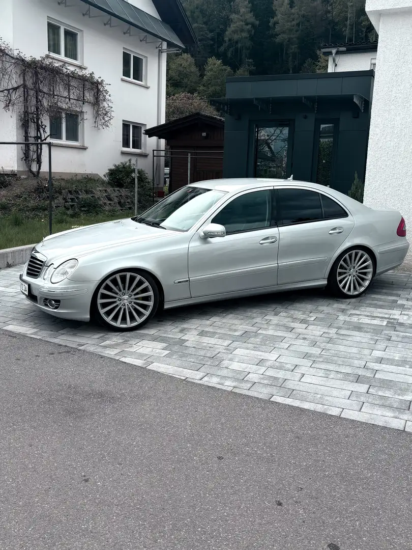 Mercedes-Benz E 220 Avantgarde Sport CDI Aut. - 1