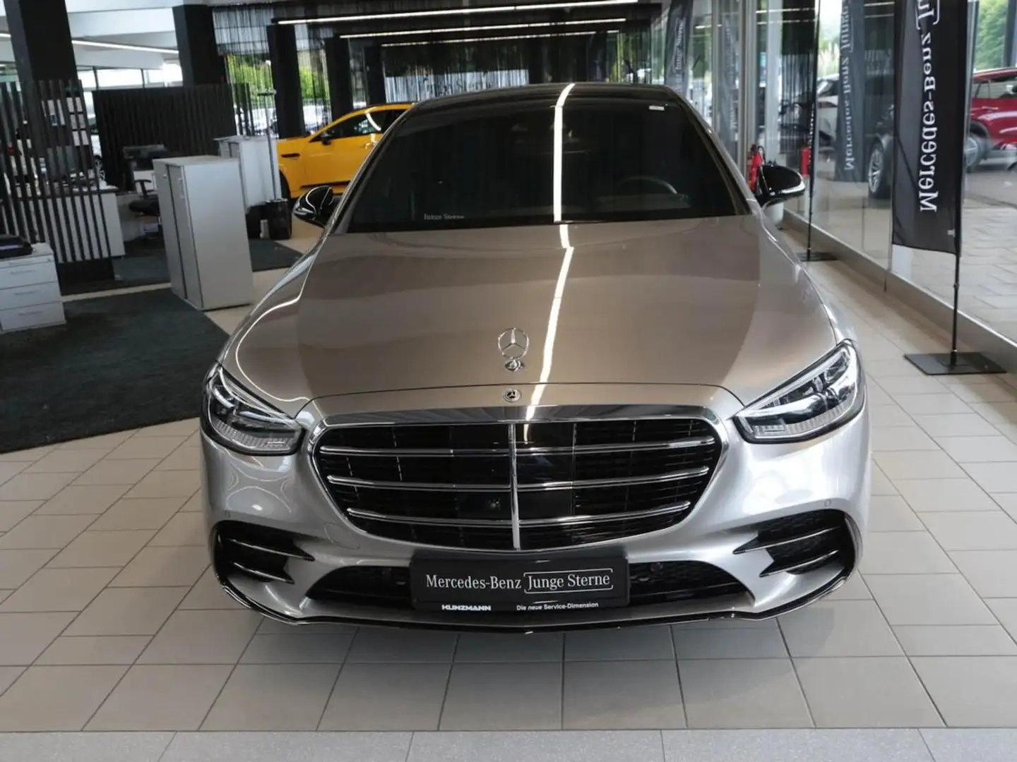 Mercedes-Benz S 580 e 4M lang AMG Night Panorama Airmatic 360° Zilver - 2