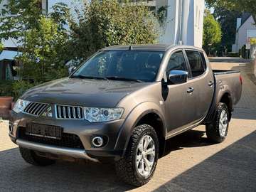 Intense Doppelkabine 4WD/Klimaaut./AHK/