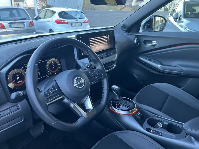 Nissan Juke view 9