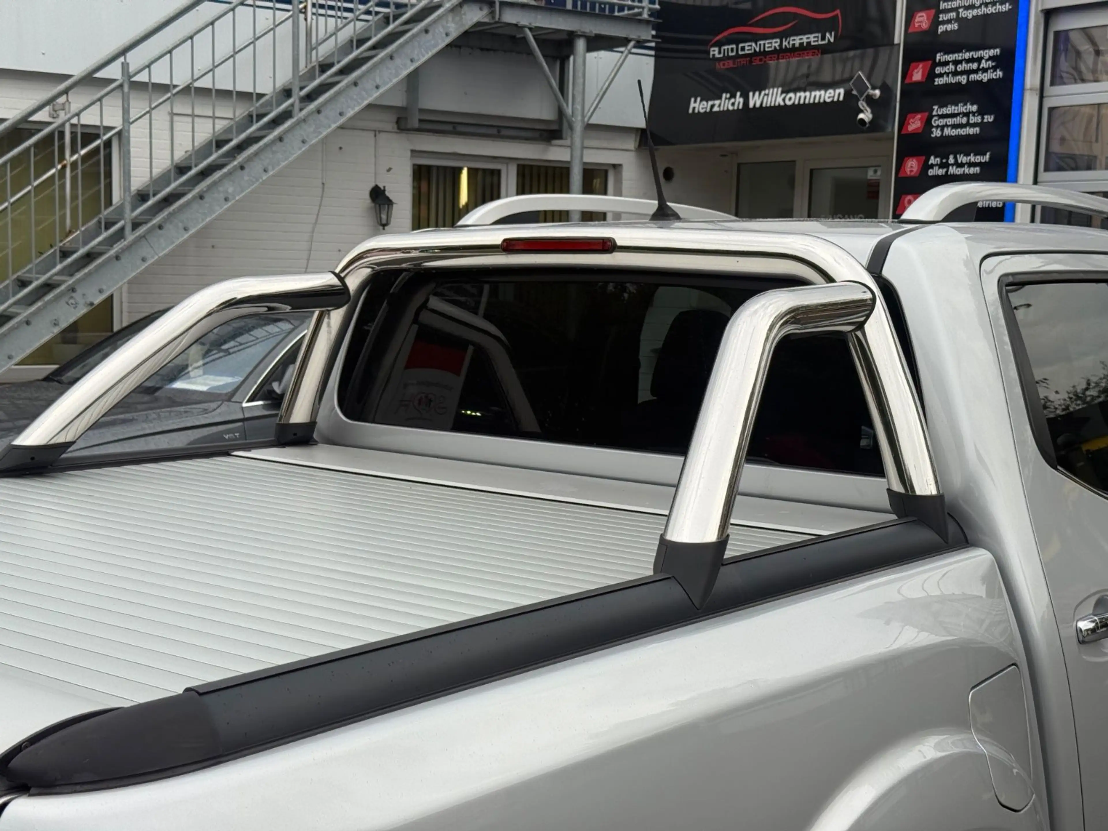 Nissan Navara NP300 Tekna Double Cab 4x4 (AHK-360°) — photo 11