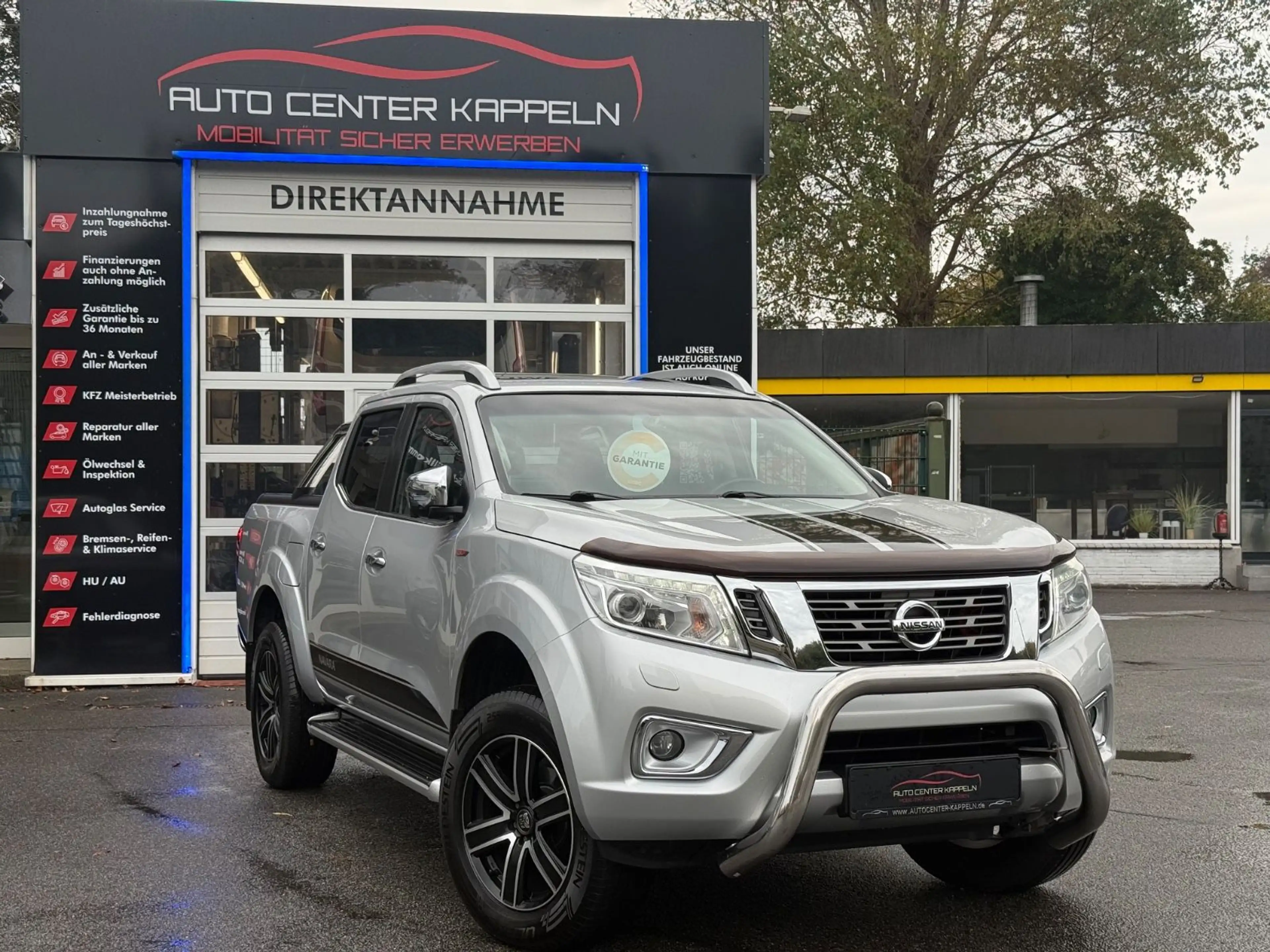 Nissan Navara NP300 Tekna Double Cab 4x4 (AHK-360°)