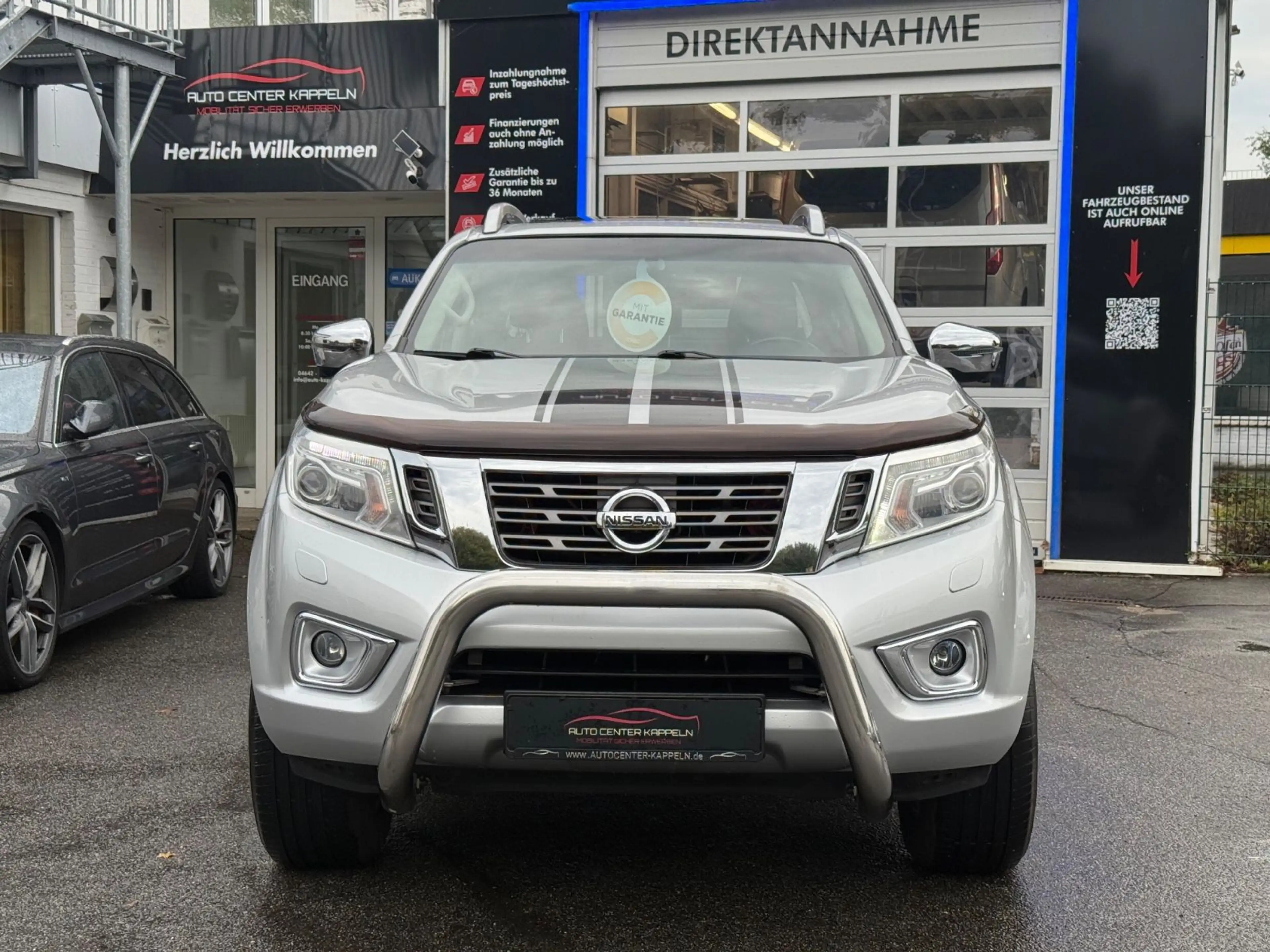 Nissan Navara NP300 Tekna Double Cab 4x4 (AHK-360°) — photo 2