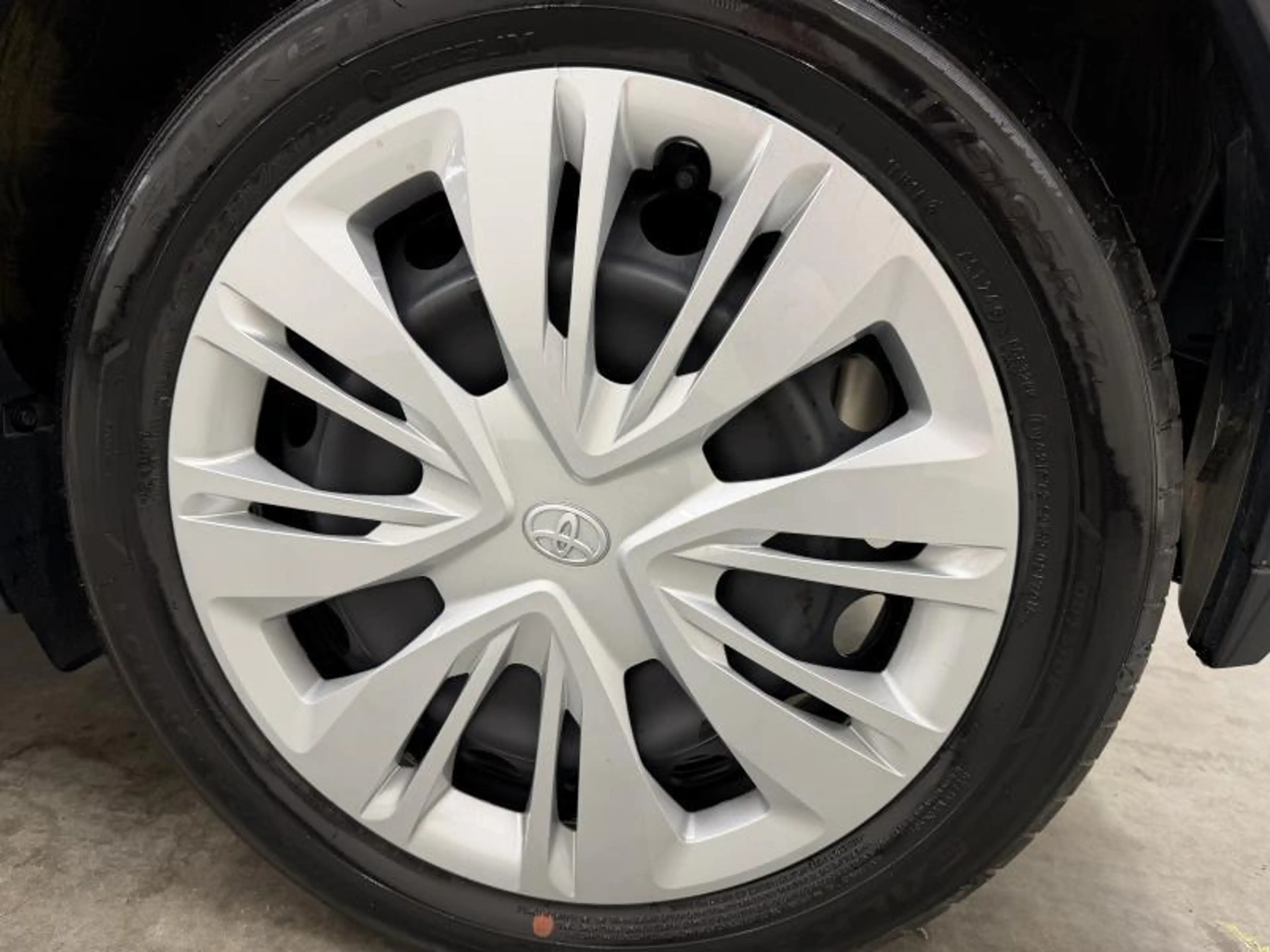 Toyota Aygo X Play + Automaat — photo 7