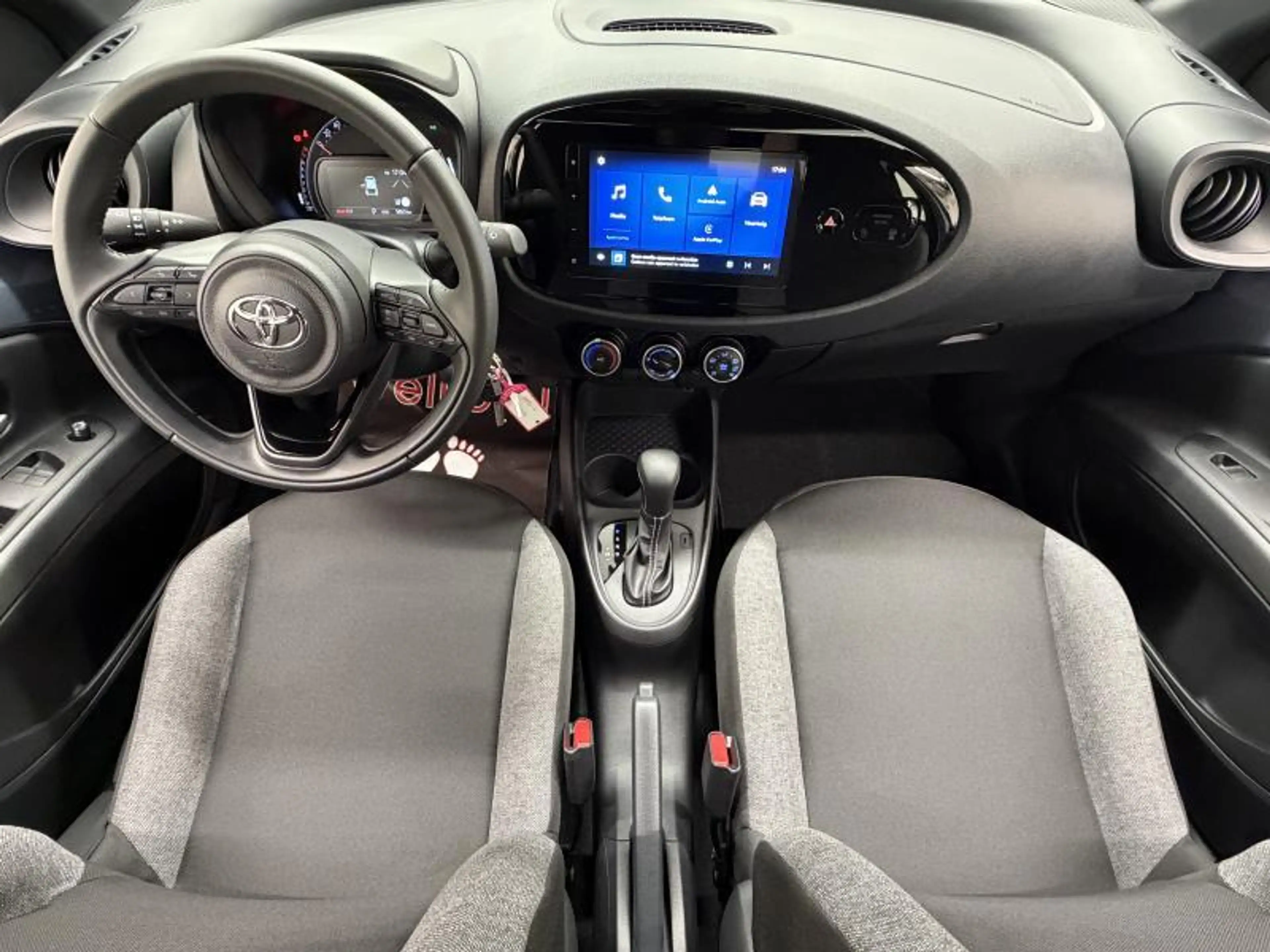 Toyota Aygo X Play + Automaat — photo 13