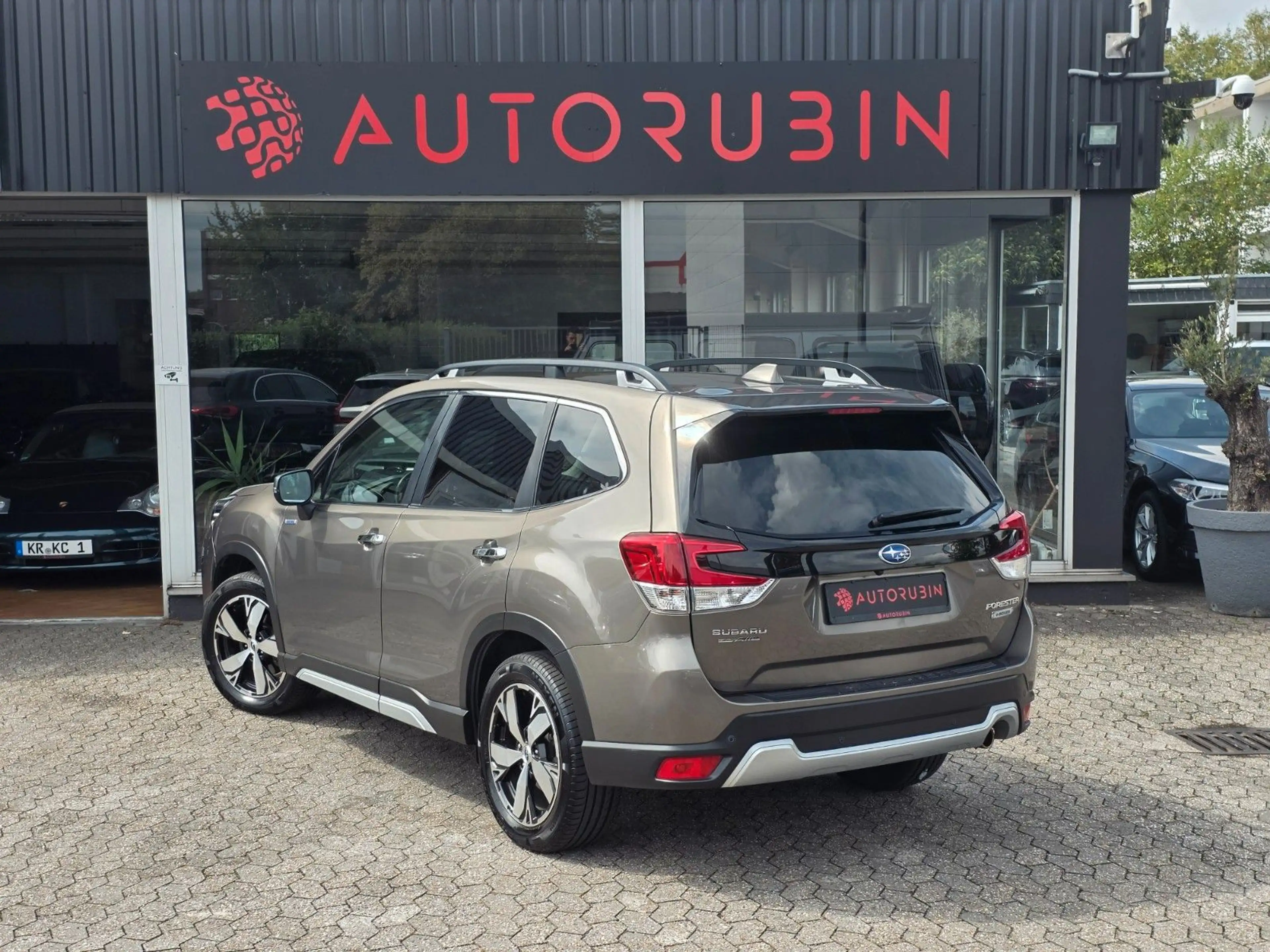 Subaru Forester Platinum E-Boxer PANO/AWD/TOT/ABSTAND — photo 3