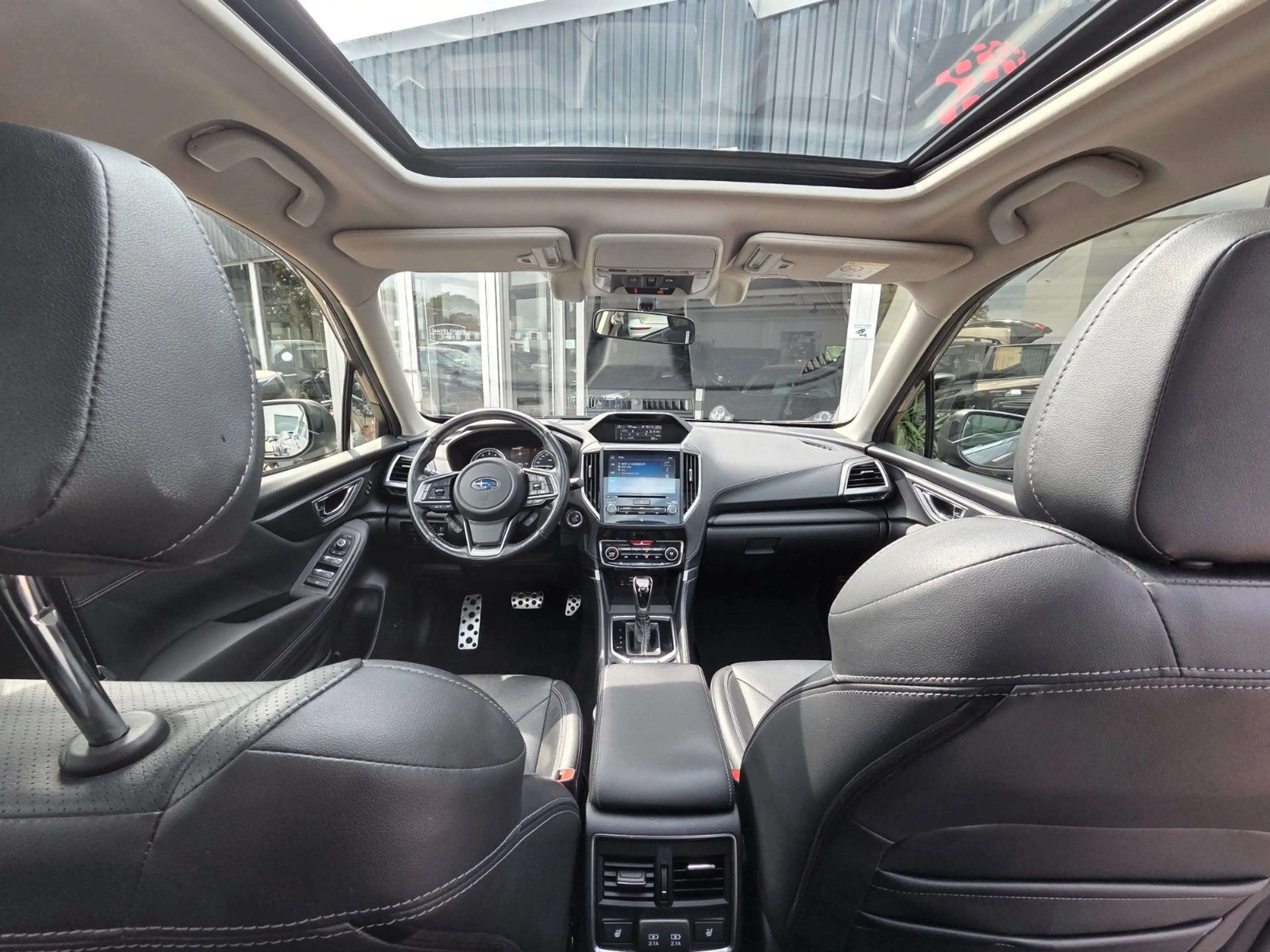 Subaru Forester Platinum E-Boxer PANO/AWD/TOT/ABSTAND — photo 10