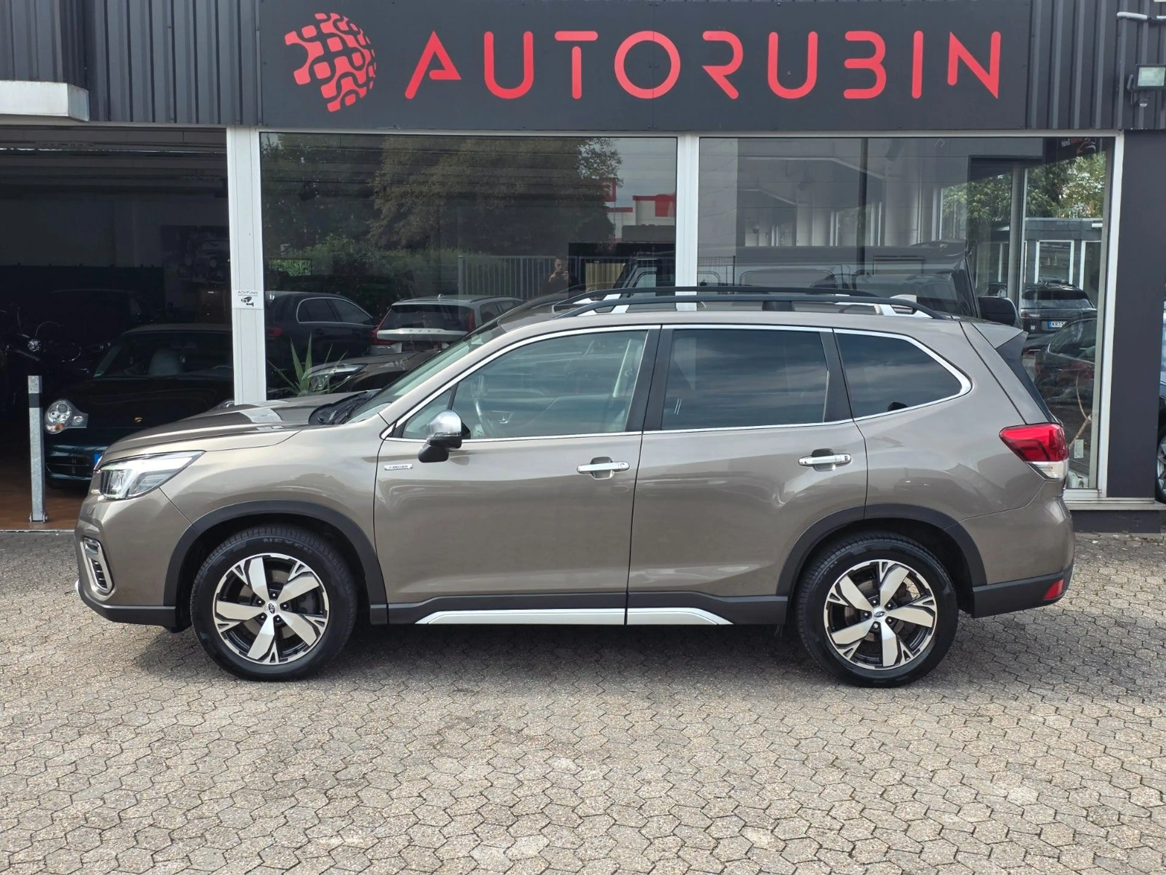 Subaru Forester Platinum E-Boxer PANO/AWD/TOT/ABSTAND — photo 6