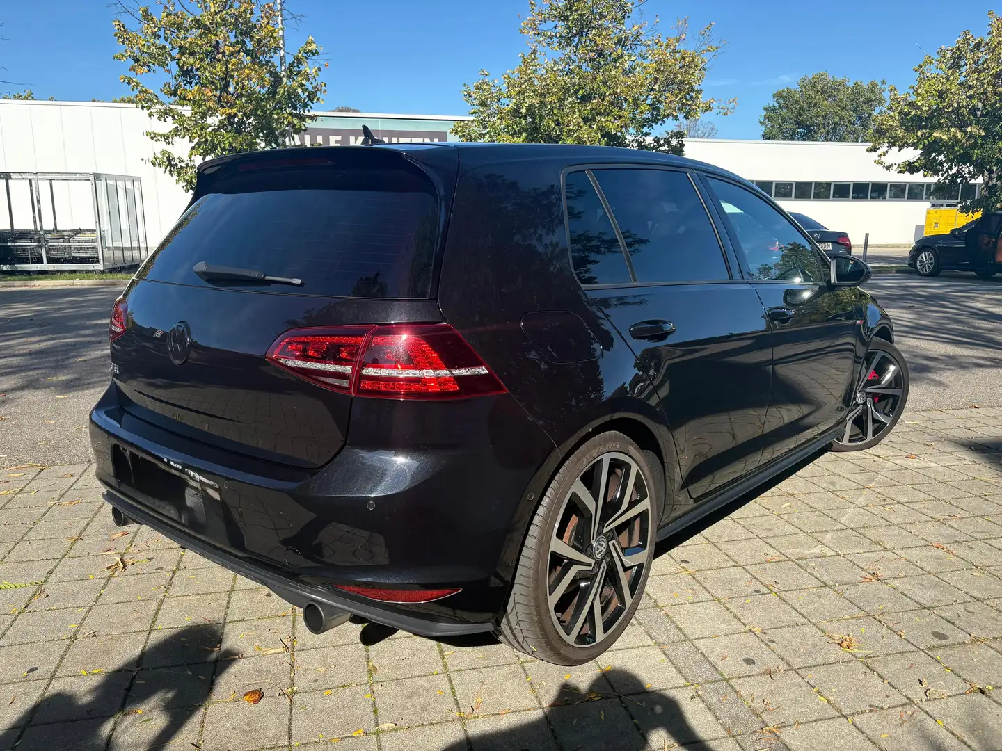 Volkswagen Golf GTI 2,0 TSI DSG - 2
