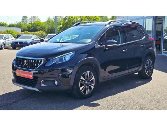 Peugeot 2008 view 2