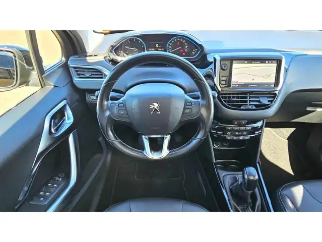 Peugeot 2008 view 7