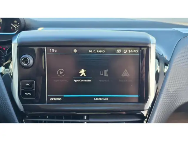 Peugeot 2008 view 11