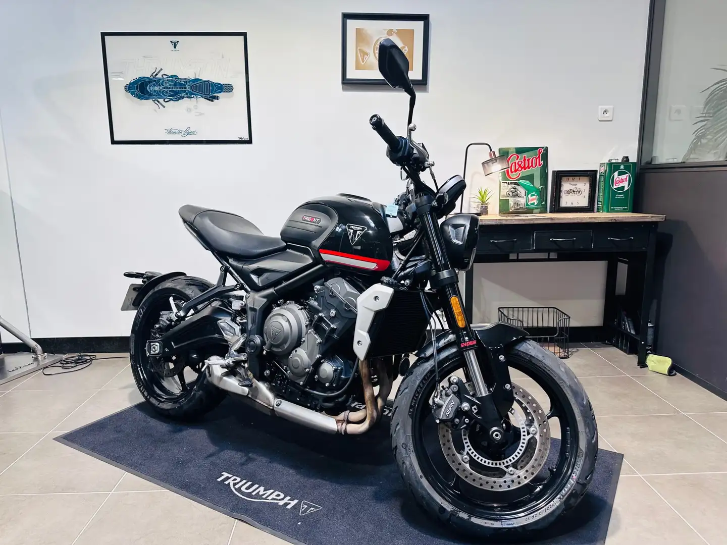 Triumph Trident 660 Negru - 1