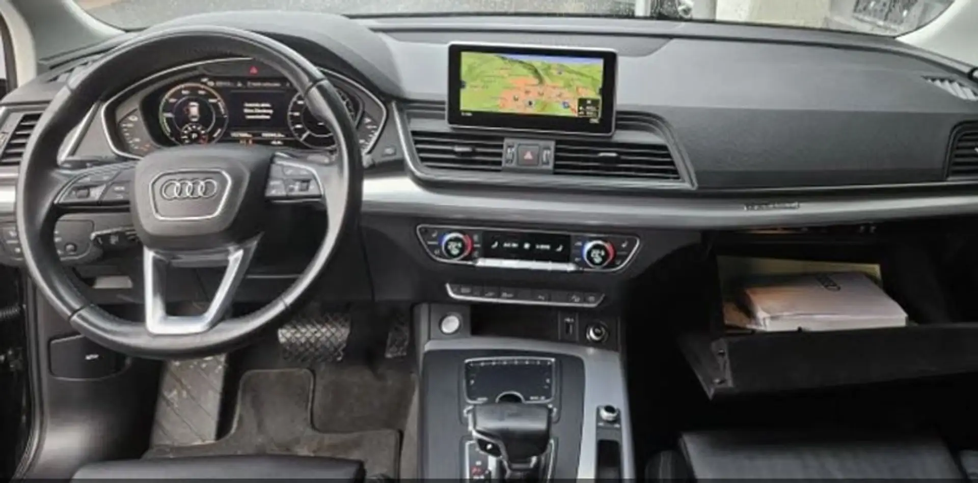 Audi Q5 Qu e ACC,LUFTFEDERUNG,Rückf,Leder Milano,Virt C Noir - 1