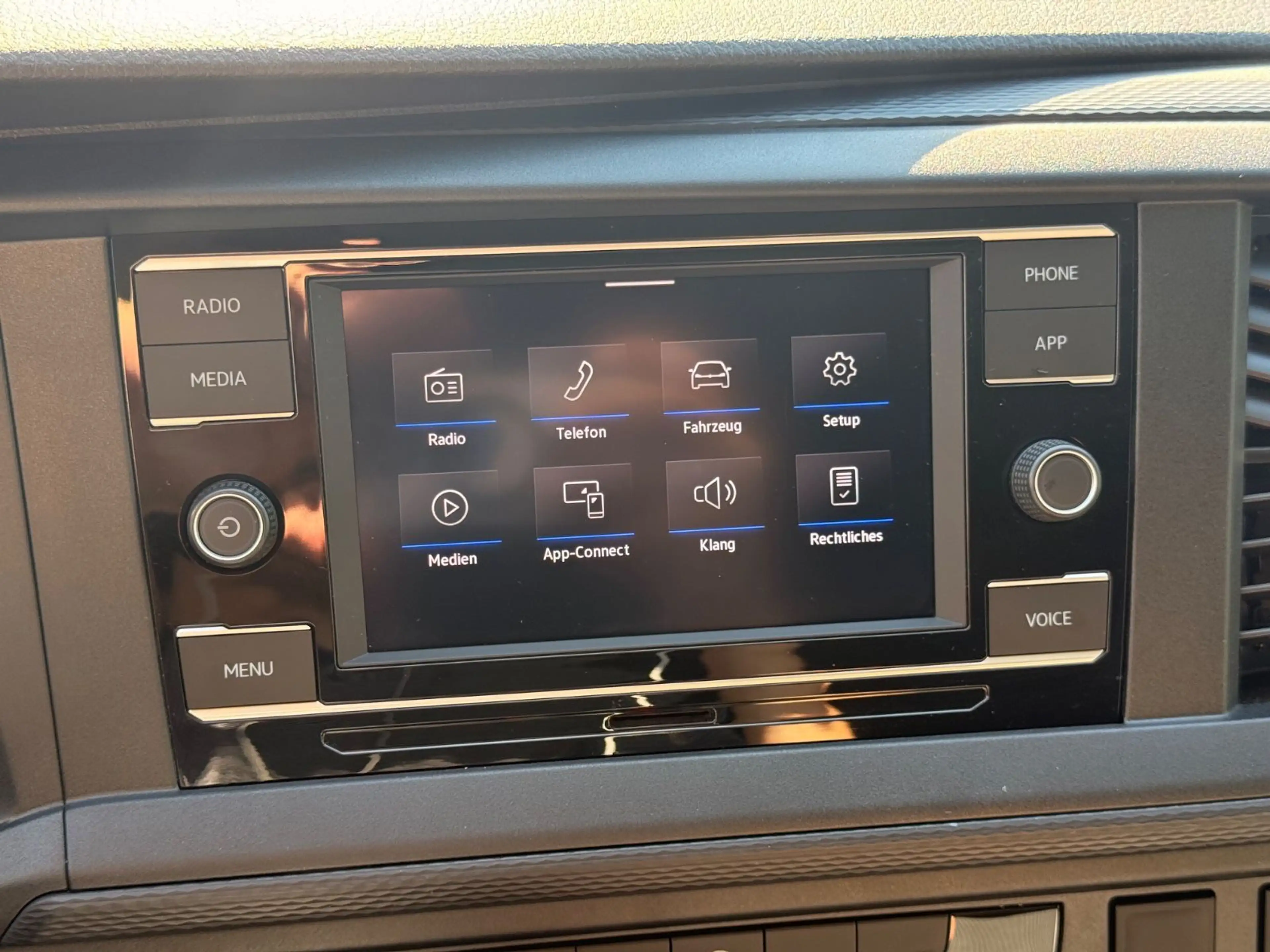 Volkswagen T6 Transporter Kasten FWD — photo 24