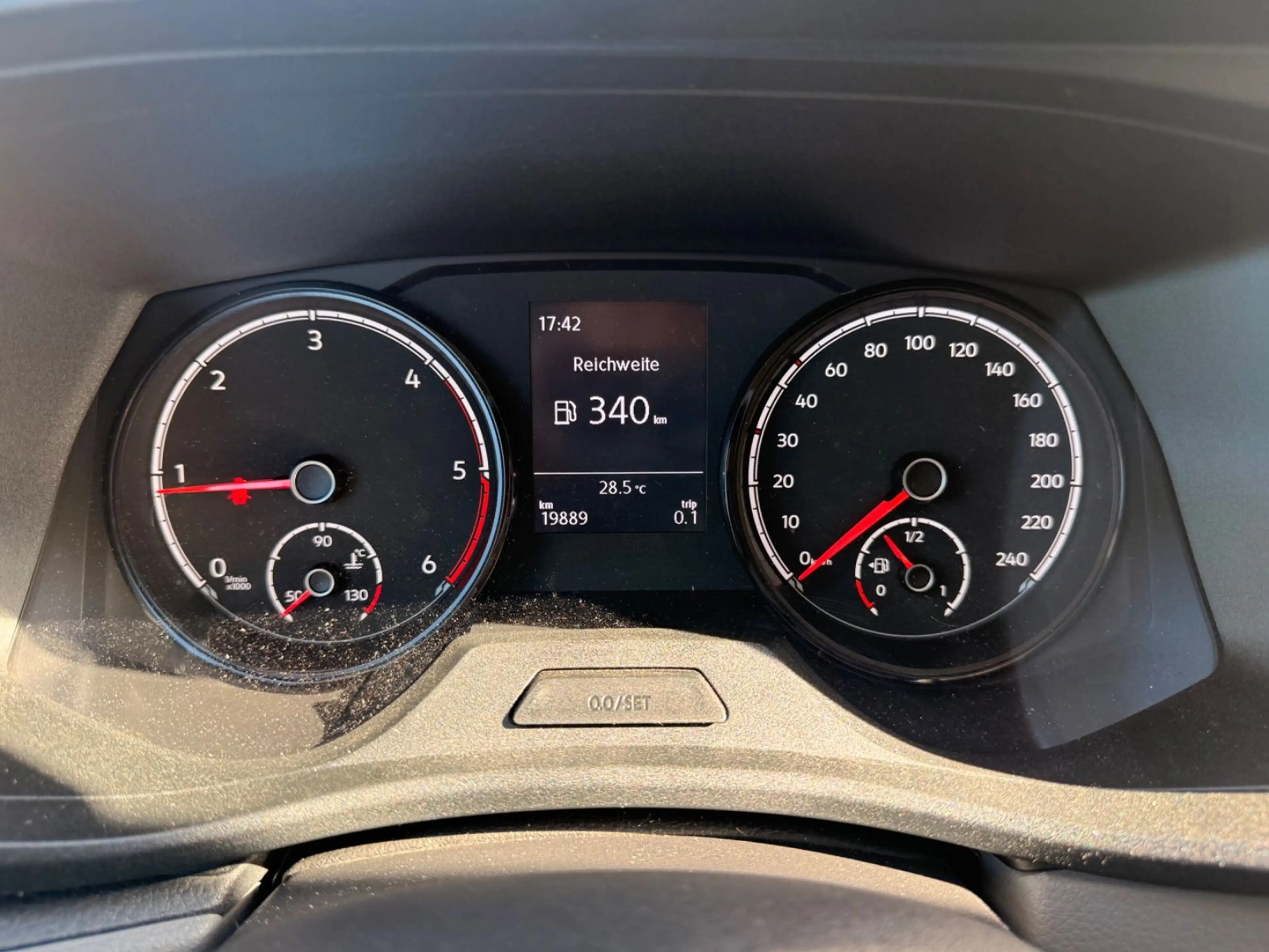 Volkswagen T6 Transporter Kasten FWD — photo 18