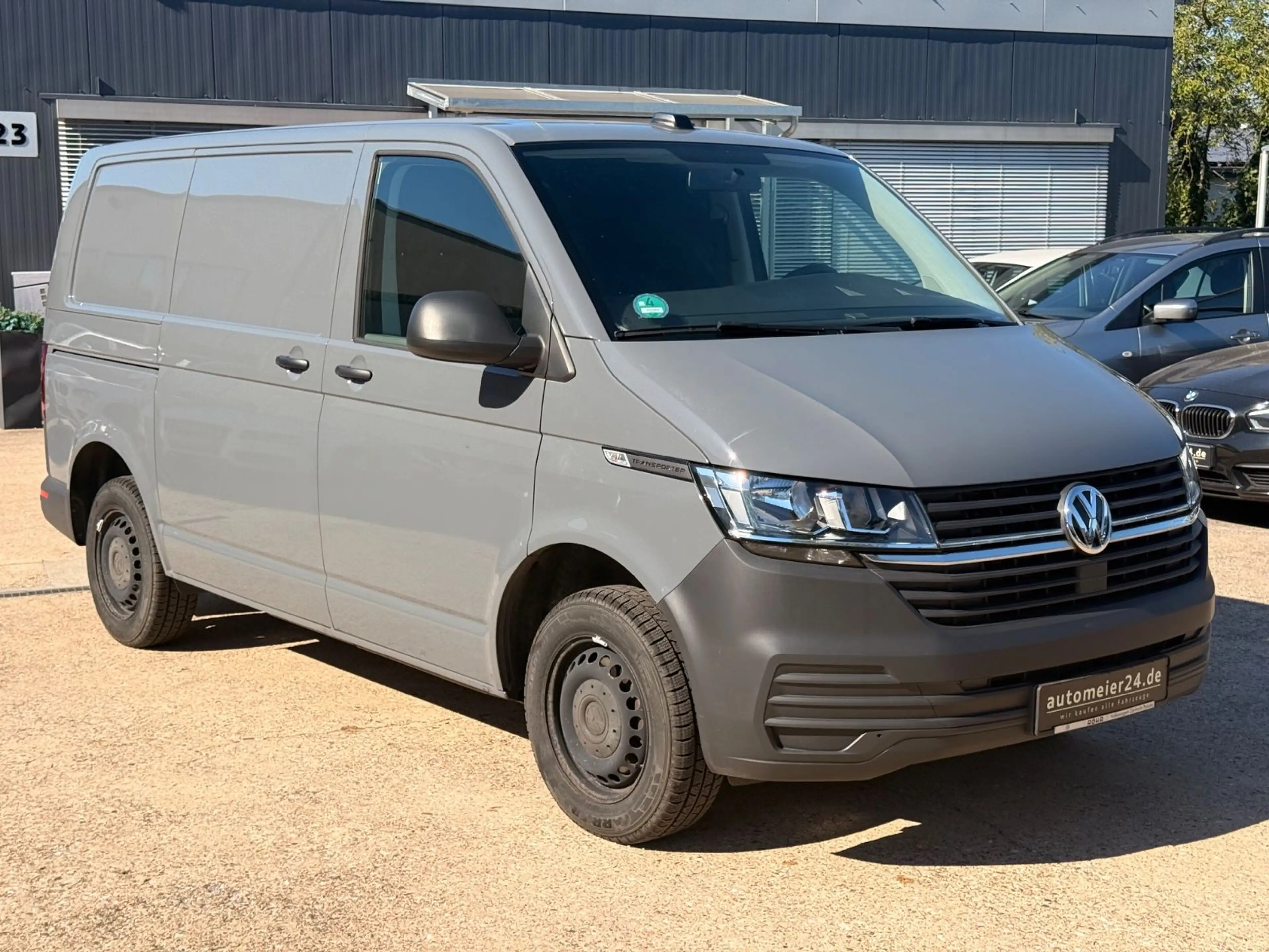 Volkswagen T6 Transporter Kasten FWD — photo 3